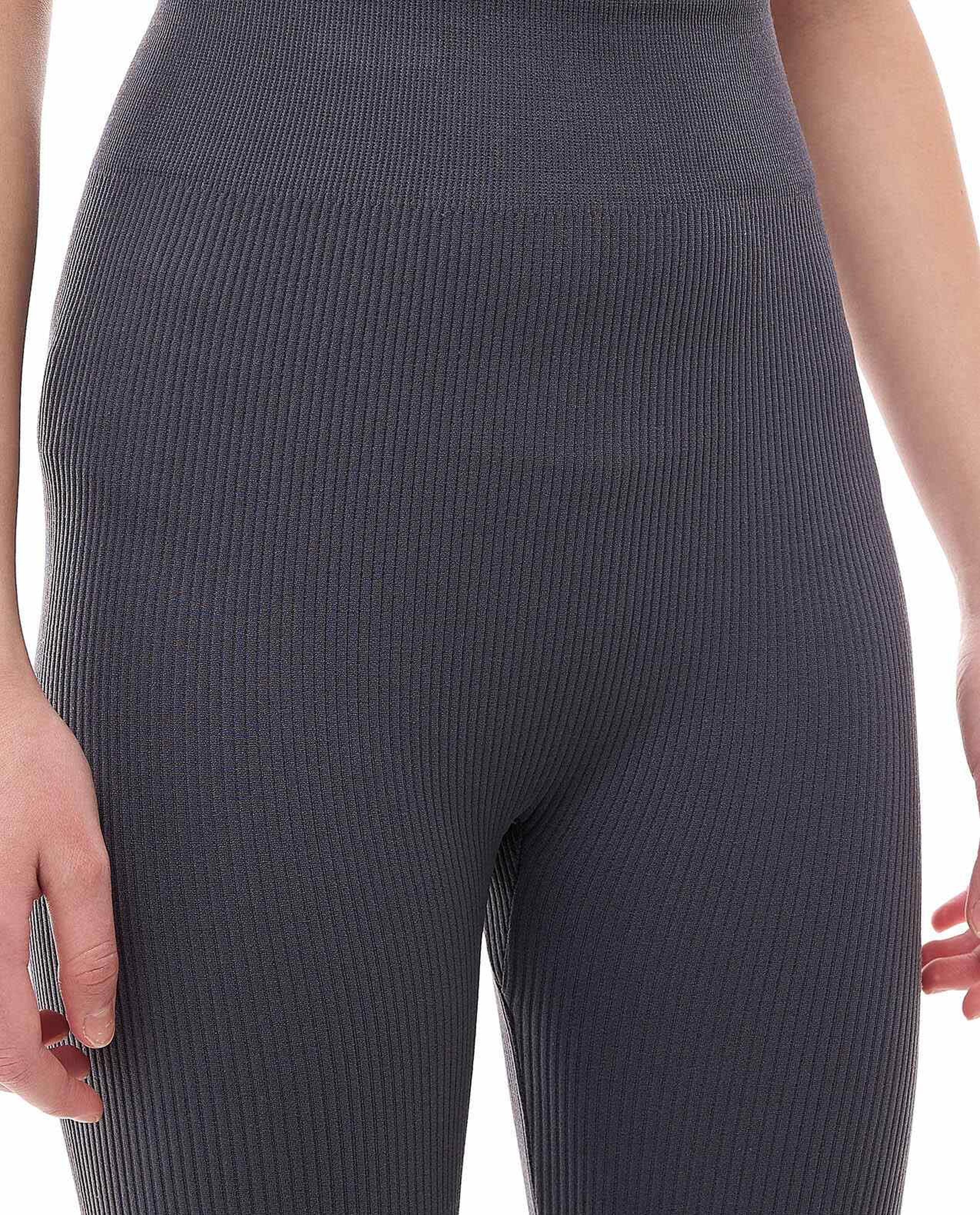 ليقنز مرن بخصر مرن