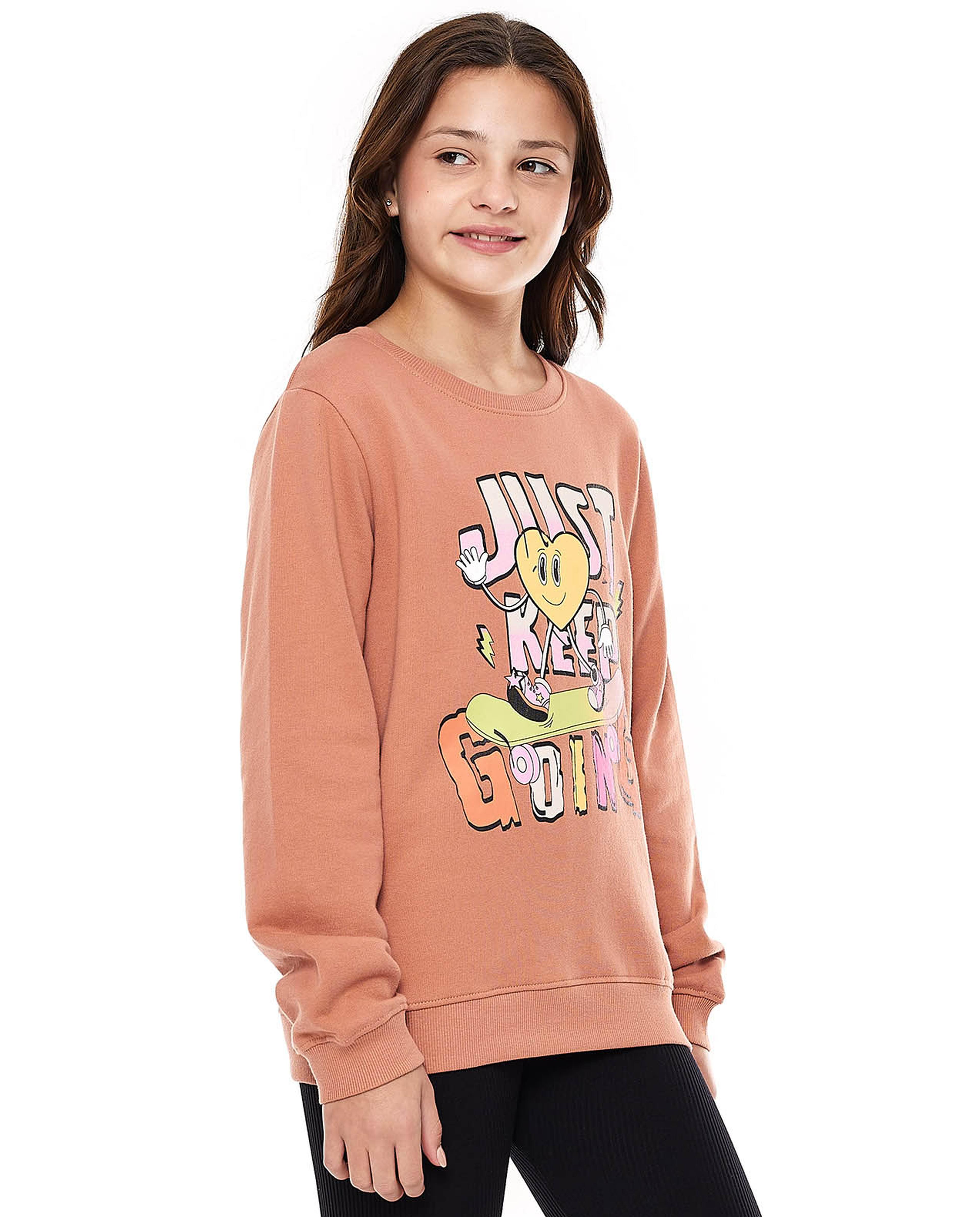 Graphic Print T-Shirt with Crew Neck and Long Sleeves