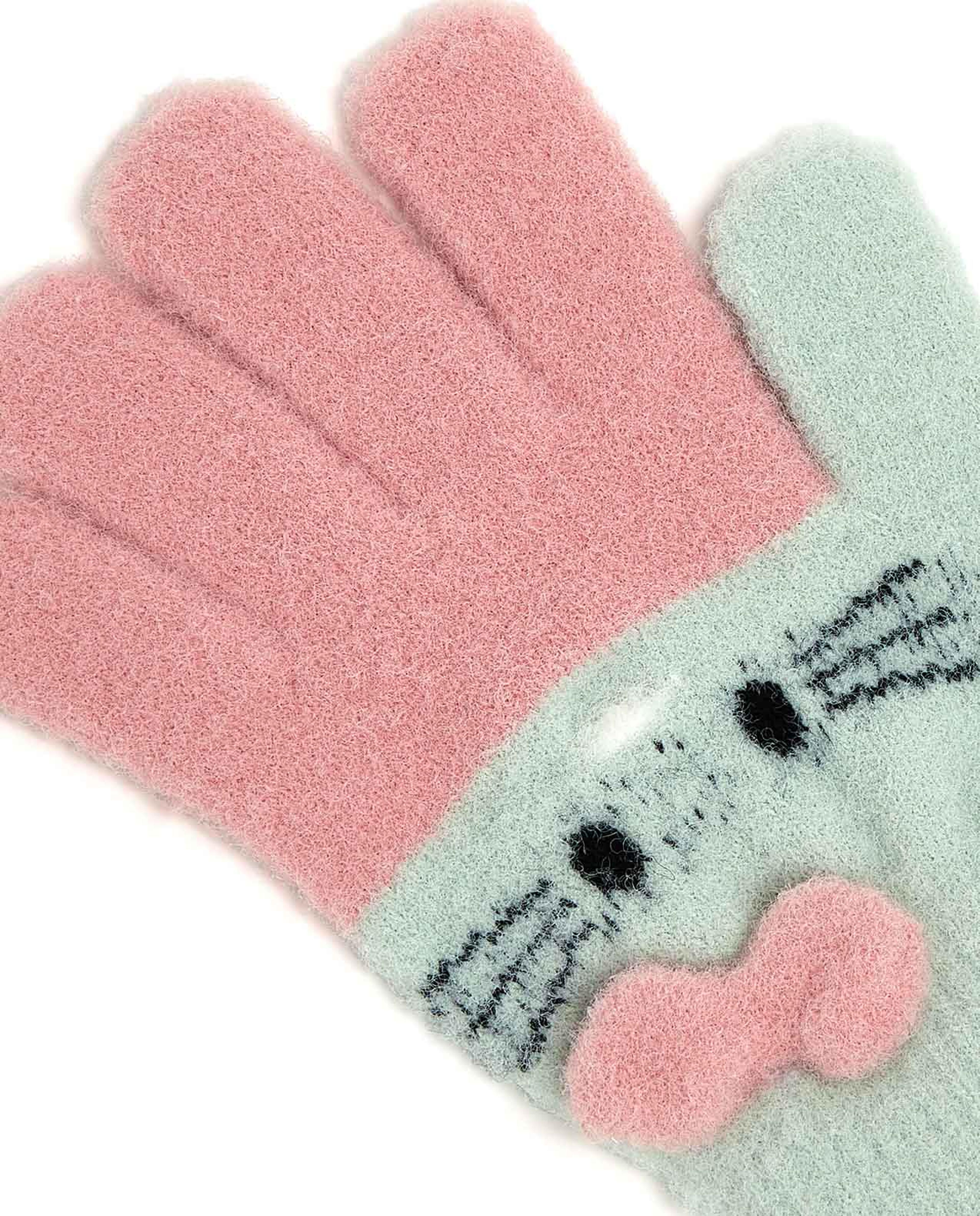 قفازات بأكمام متناسقة