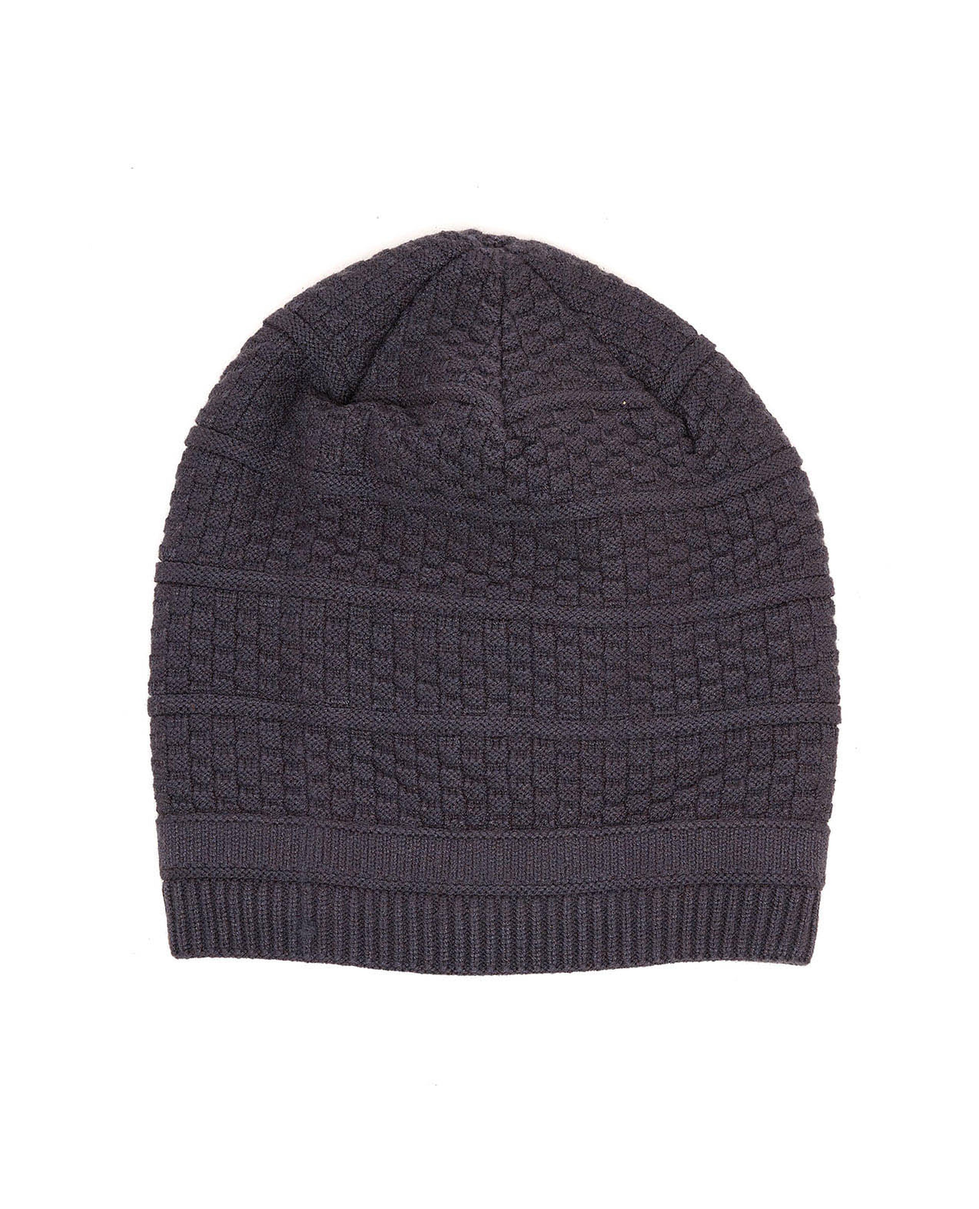 قبعة باني محبوكة