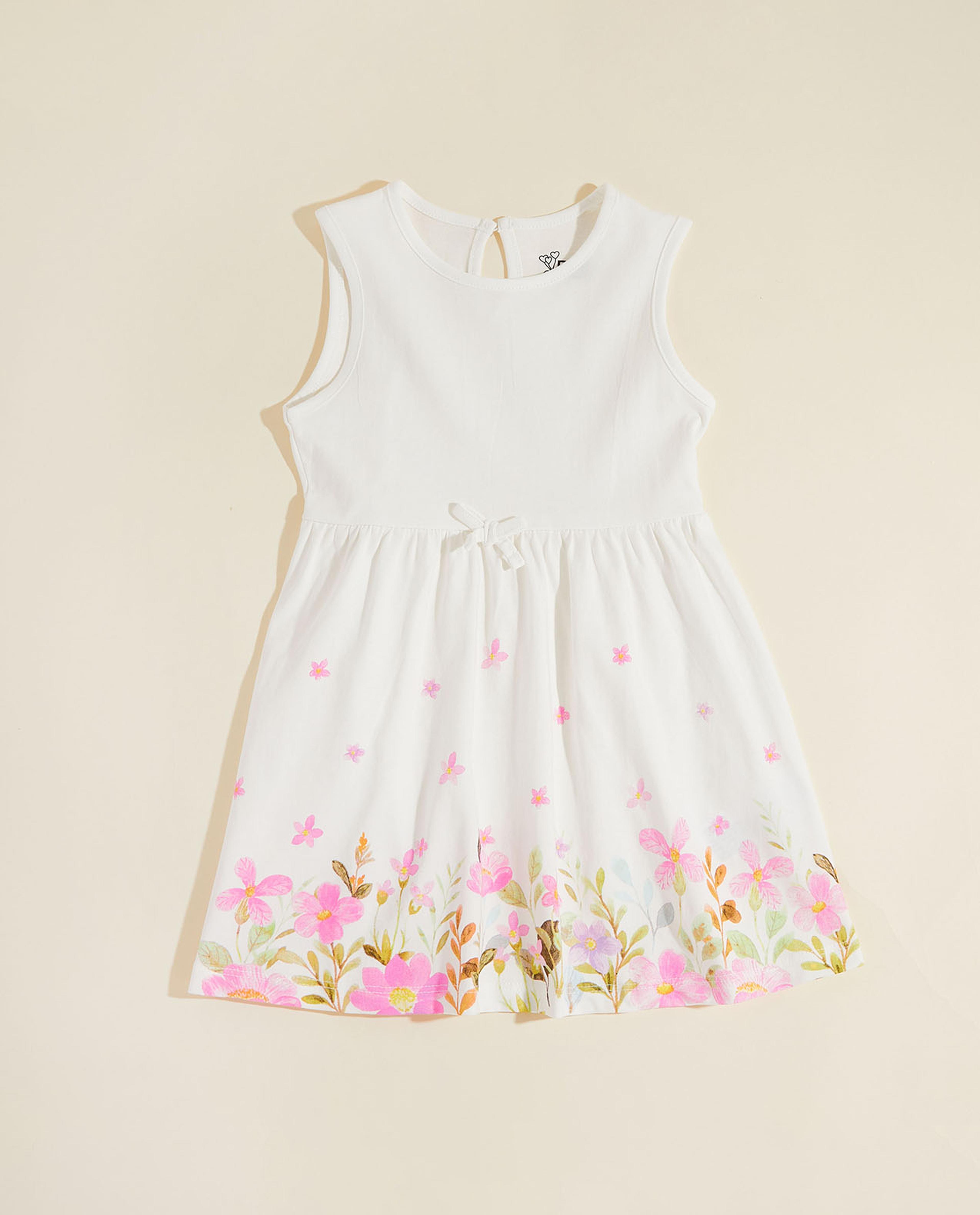 Printed Sleeveless Fit and Flared Dress