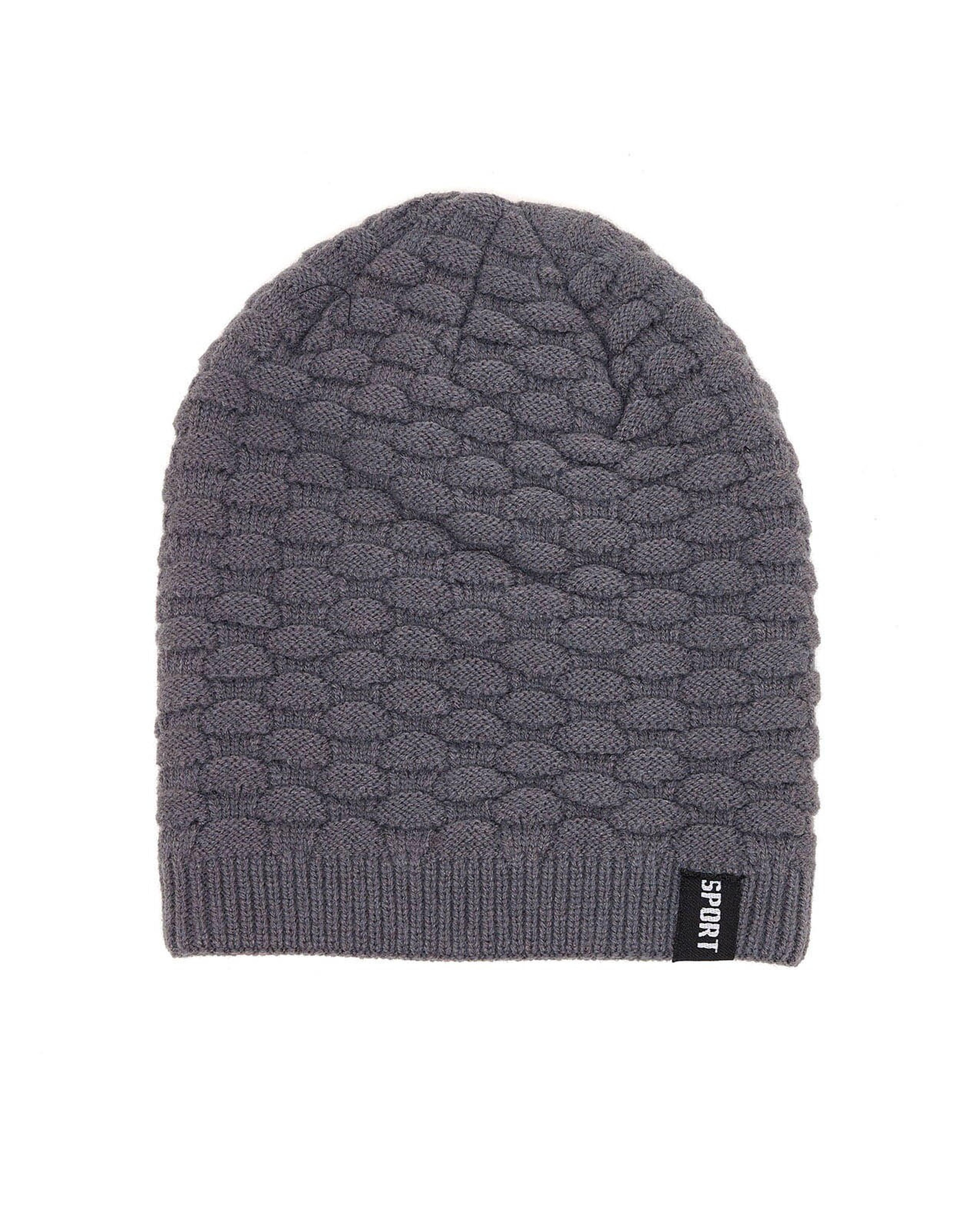 قبعة باني محبوكة