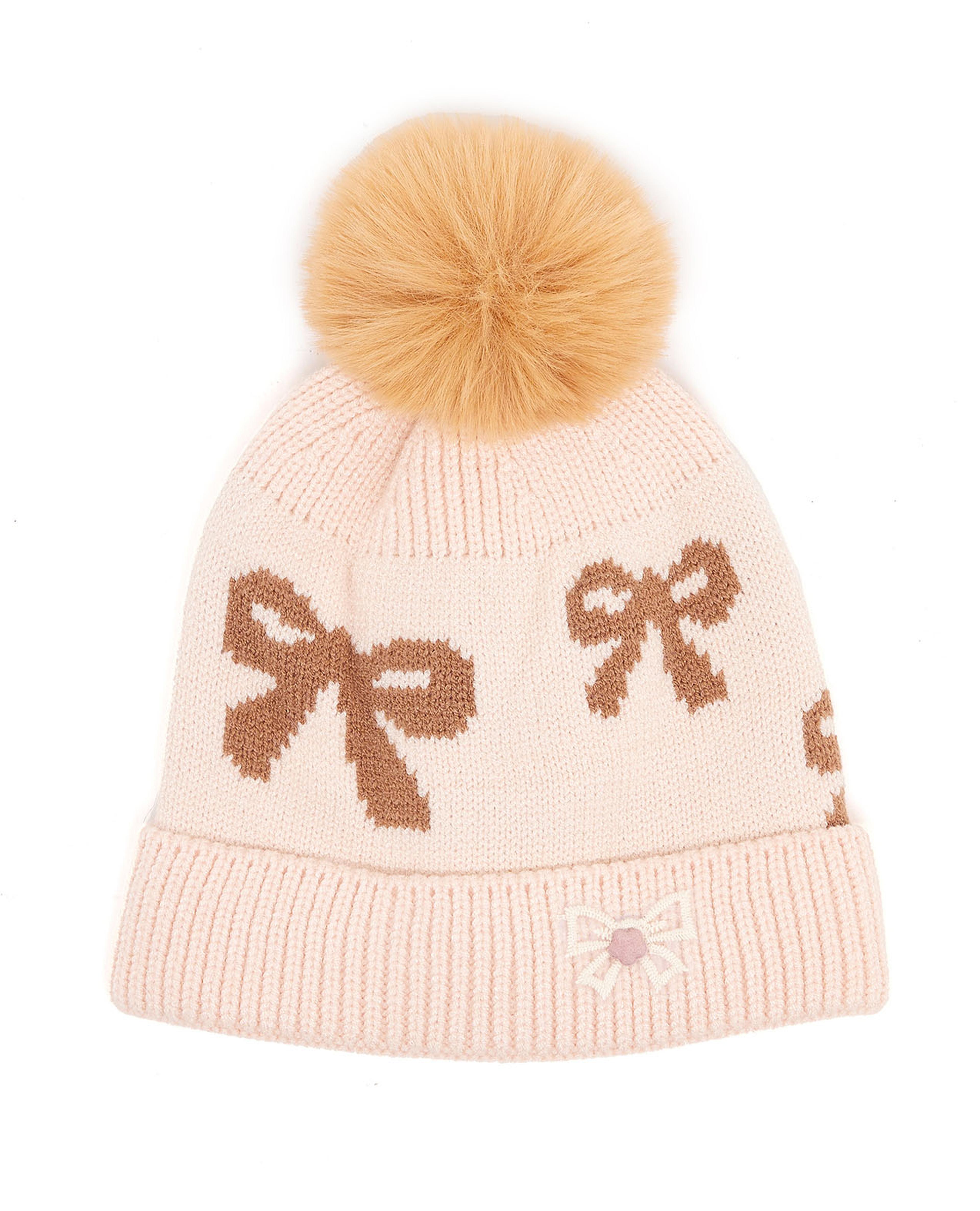 قبعة مطرزة بوم بوم