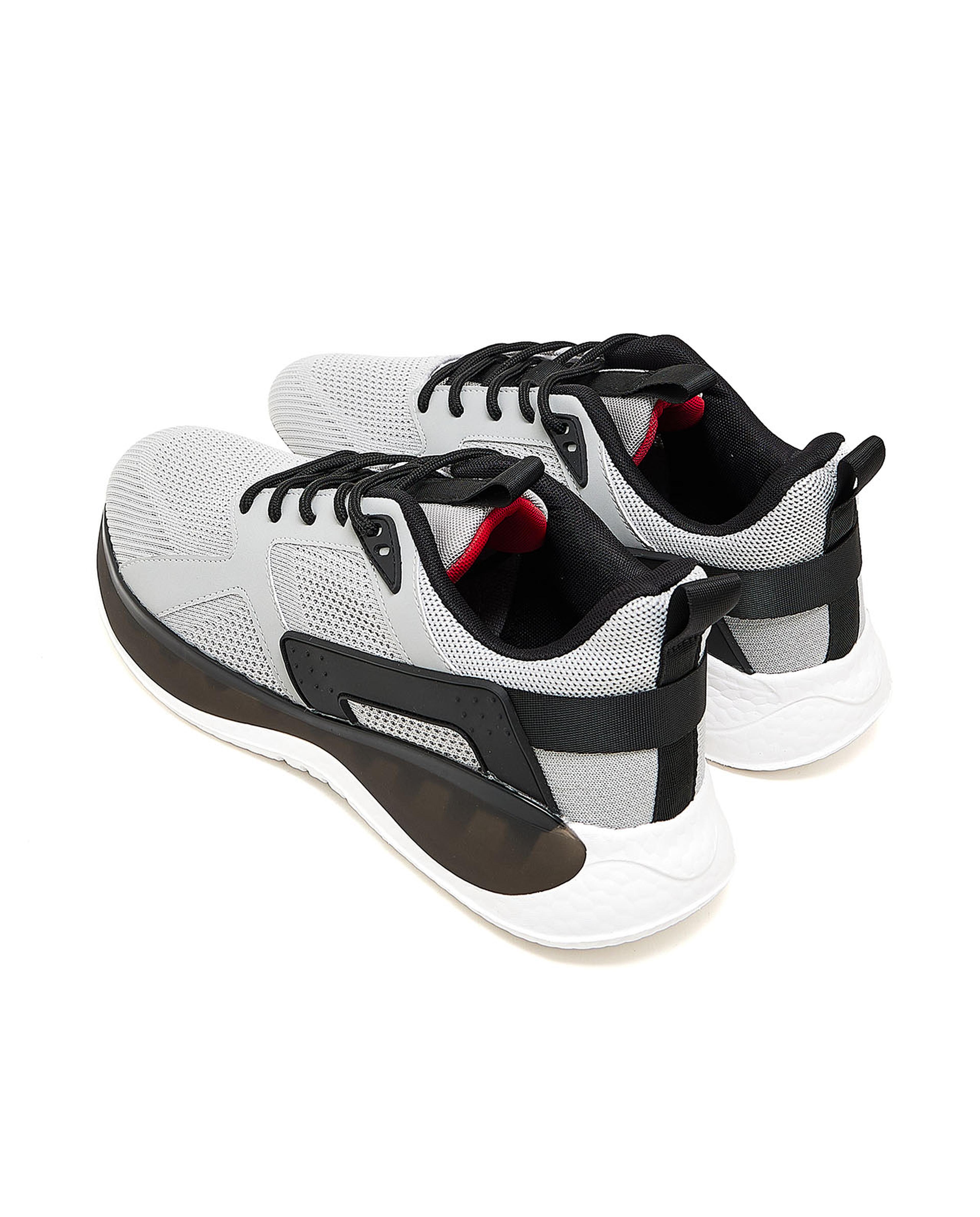 حذاء رياضي برباط منسوج