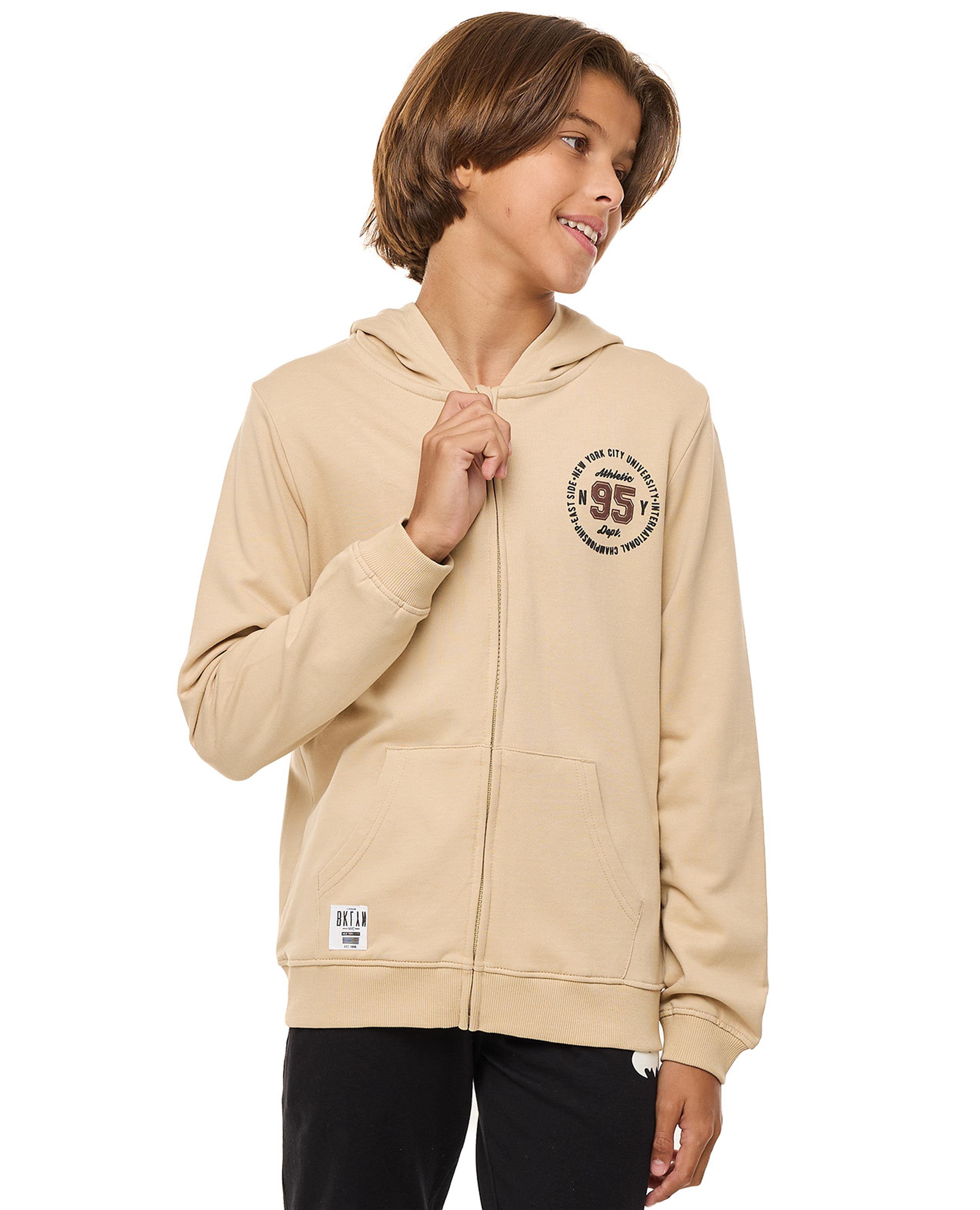 جاكيت بهودي بطبعة مع سحاب