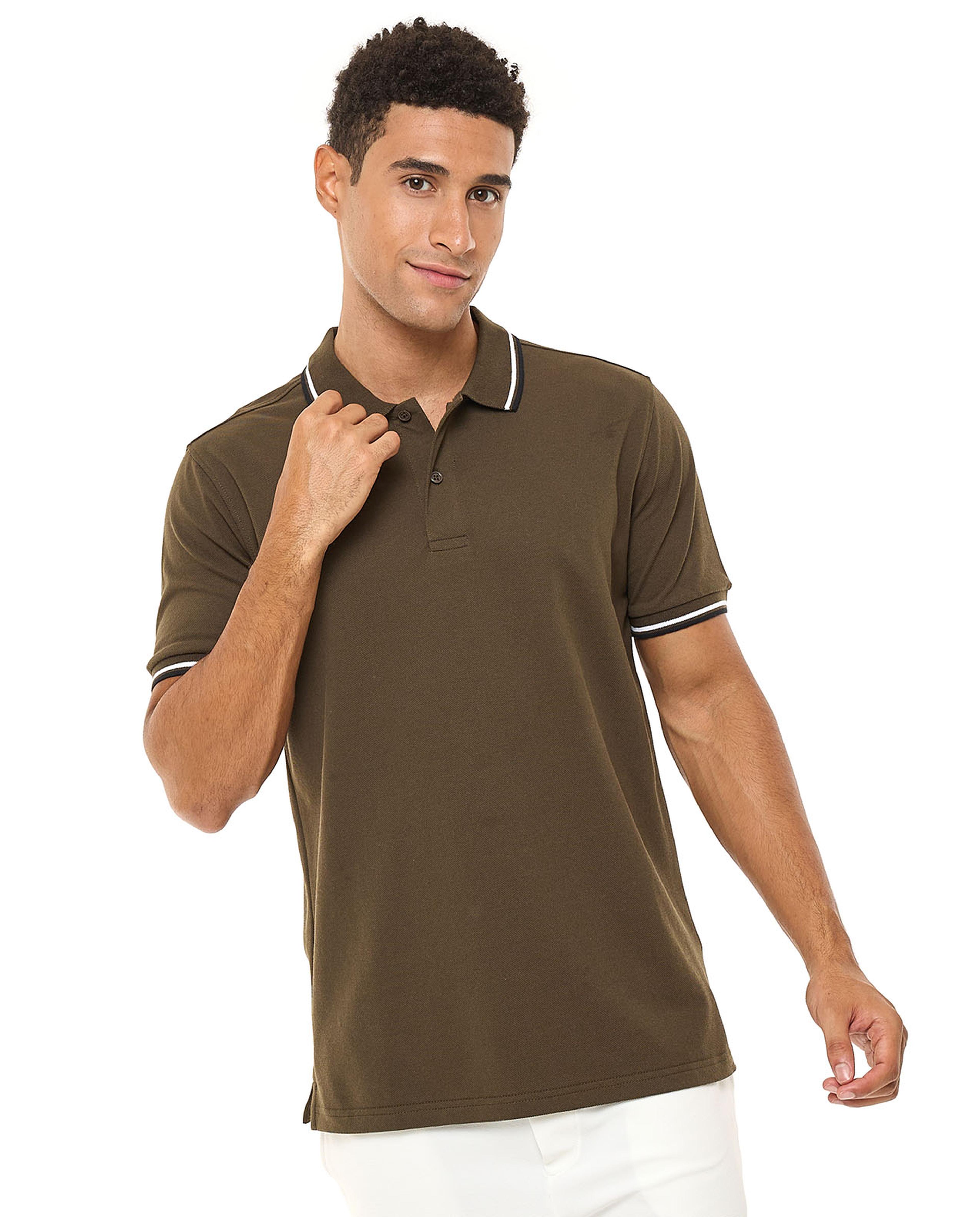 تيشيرت بولو بأكمام قصيرة