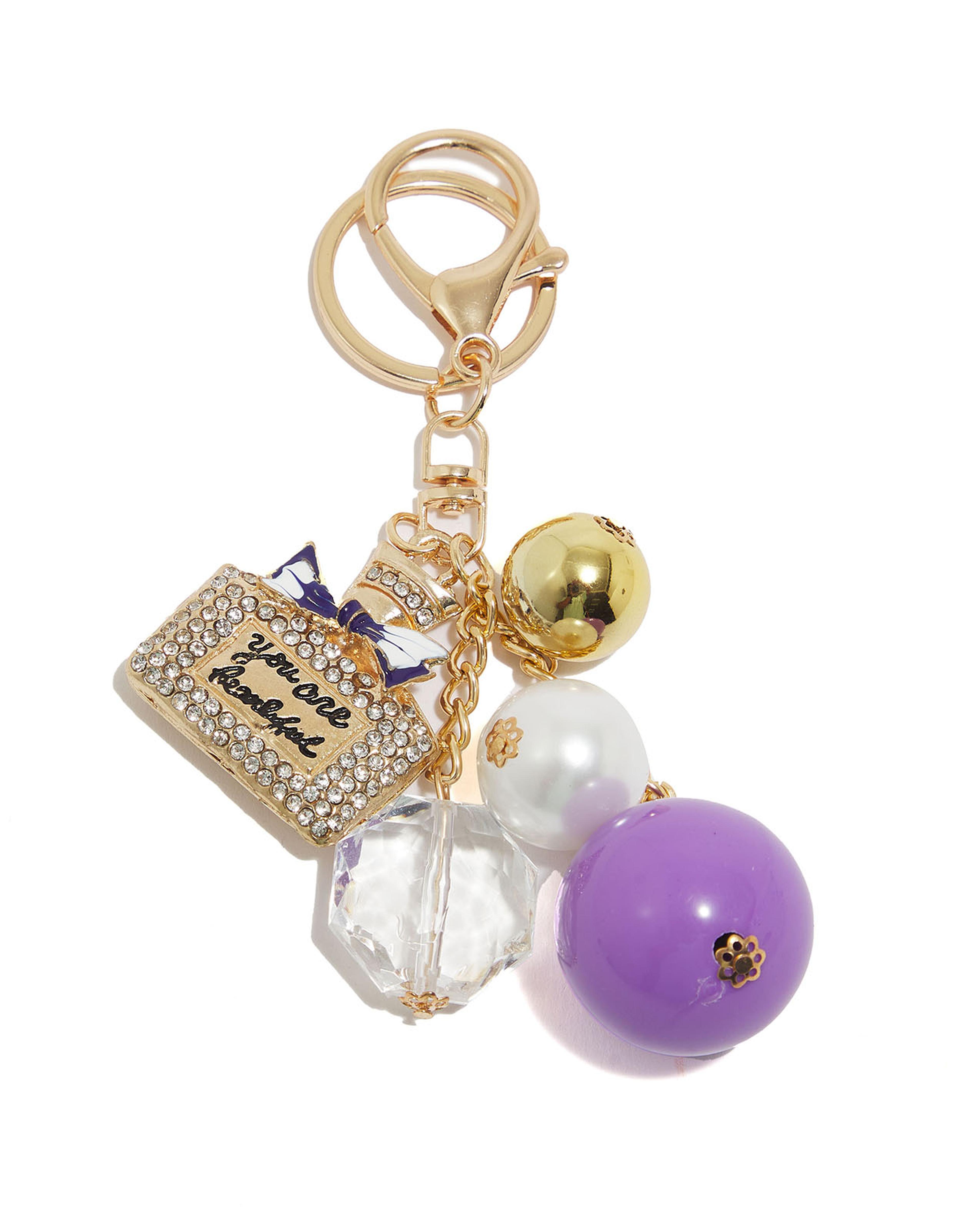 ميدالية مفاتيح مع تشارم