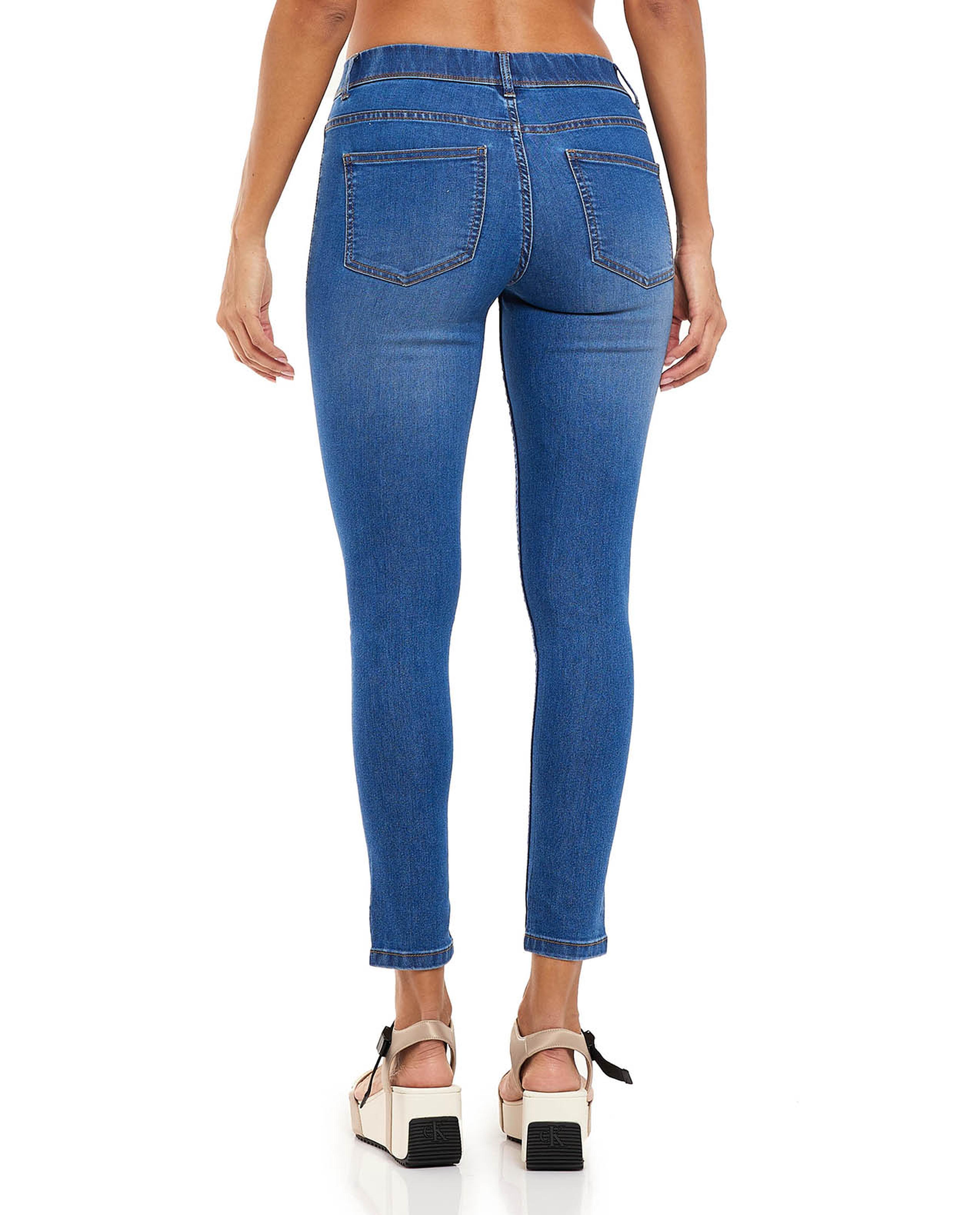 بنطال جيغينز سكيني فيت بخصر مطاطي