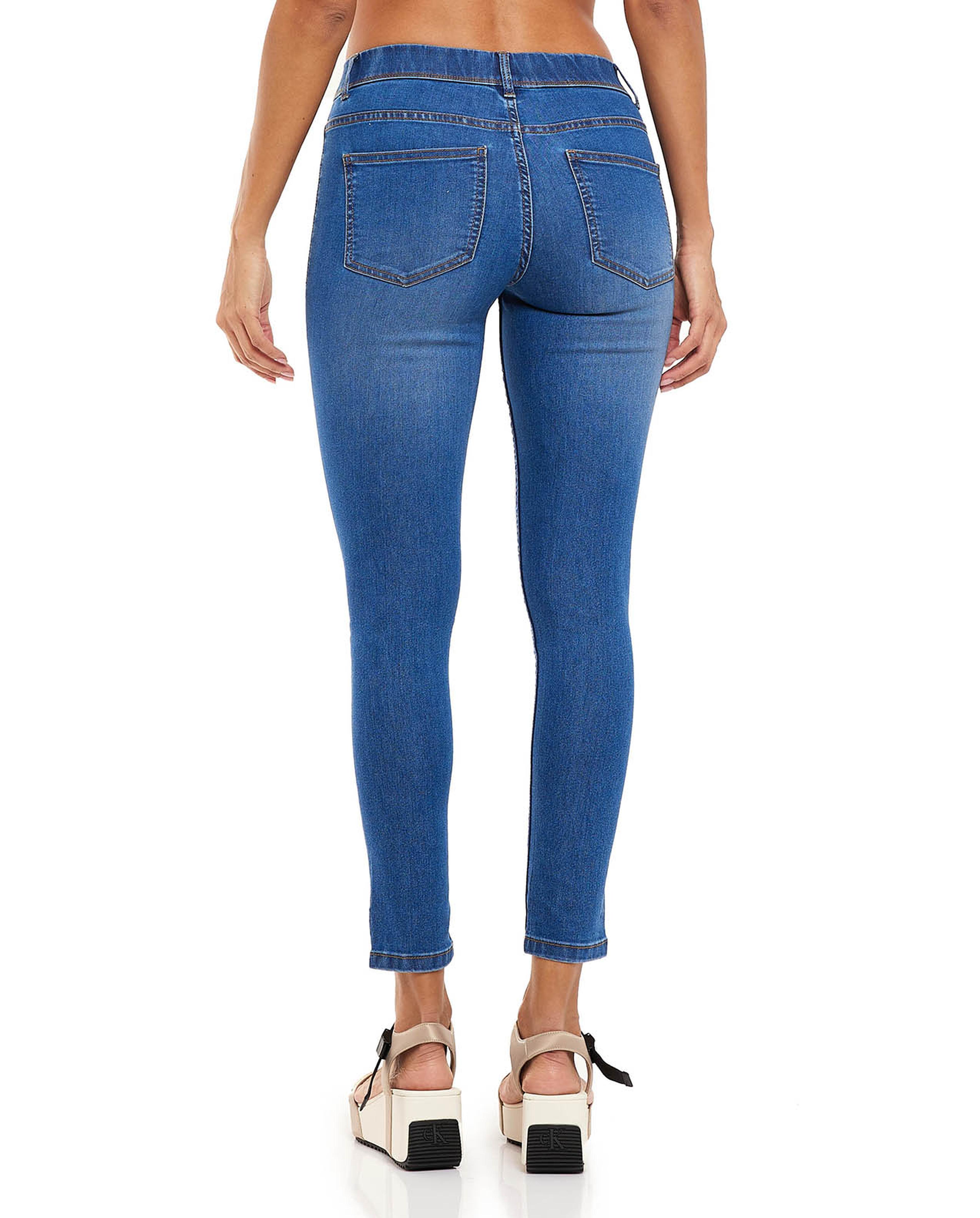 بنطال جيغينز سكيني فيت بخصر مطاطي