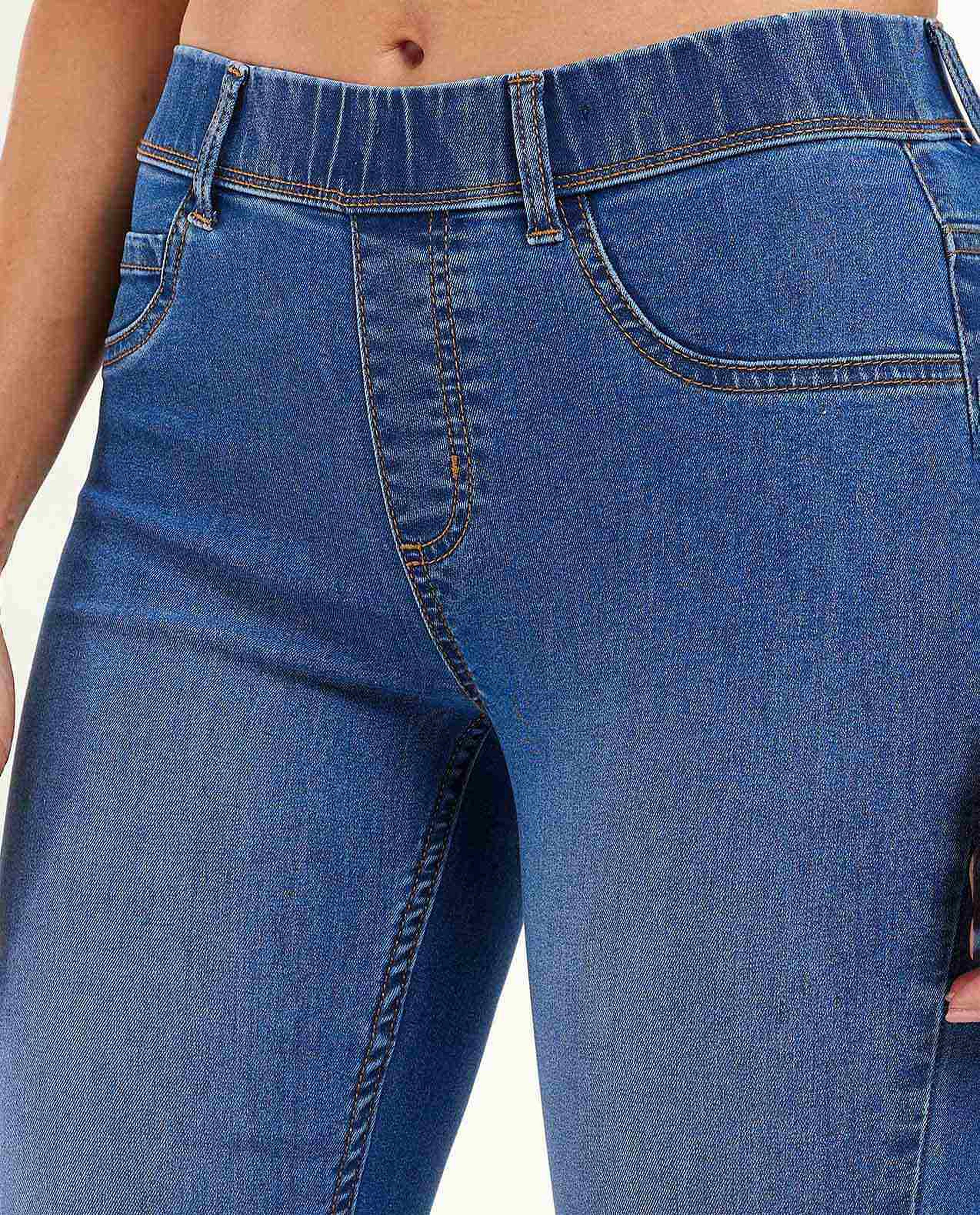 بنطال جيغينز سكيني فيت بخصر مطاطي