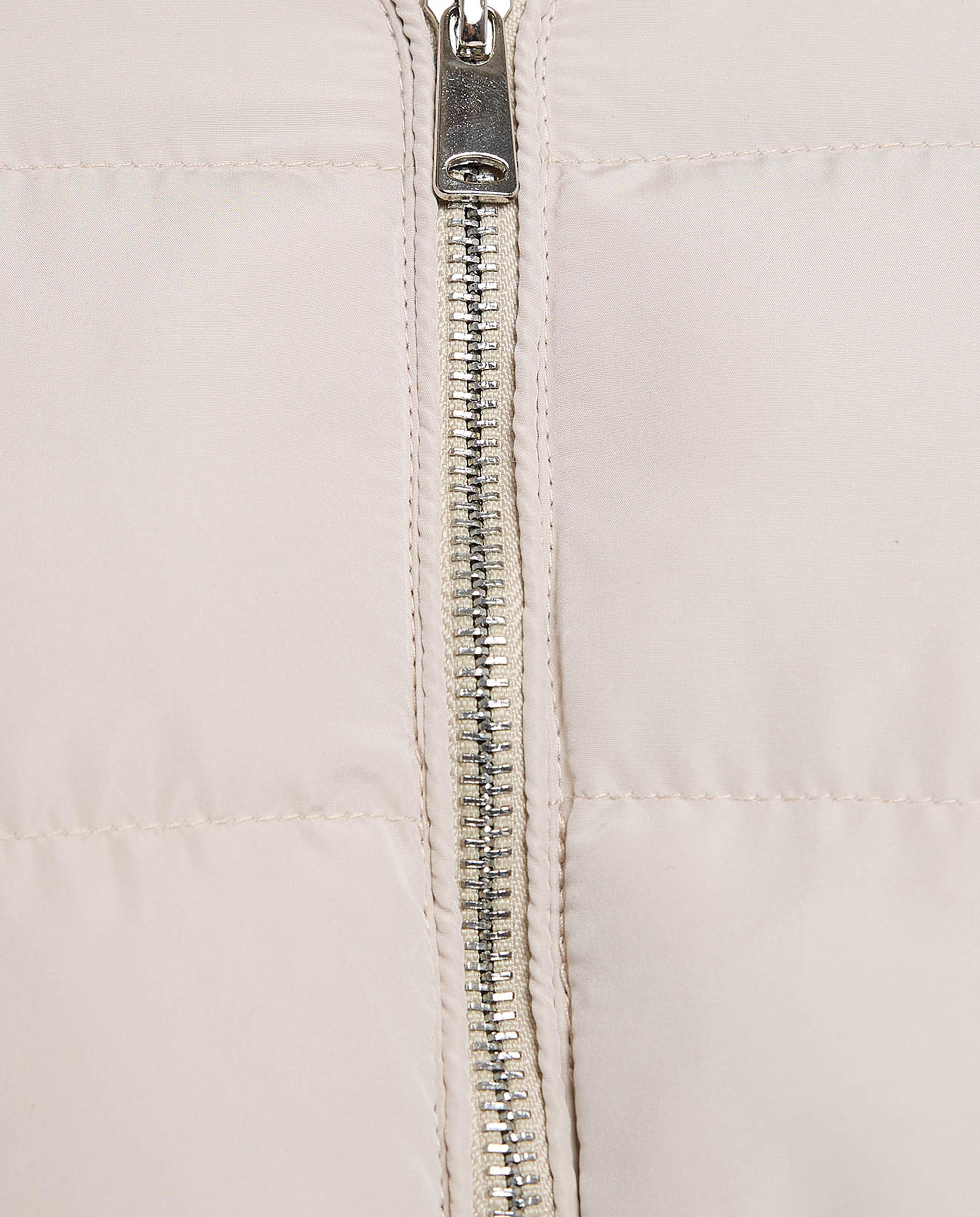 جاكيت بافر بغطاء رأس وسحاب