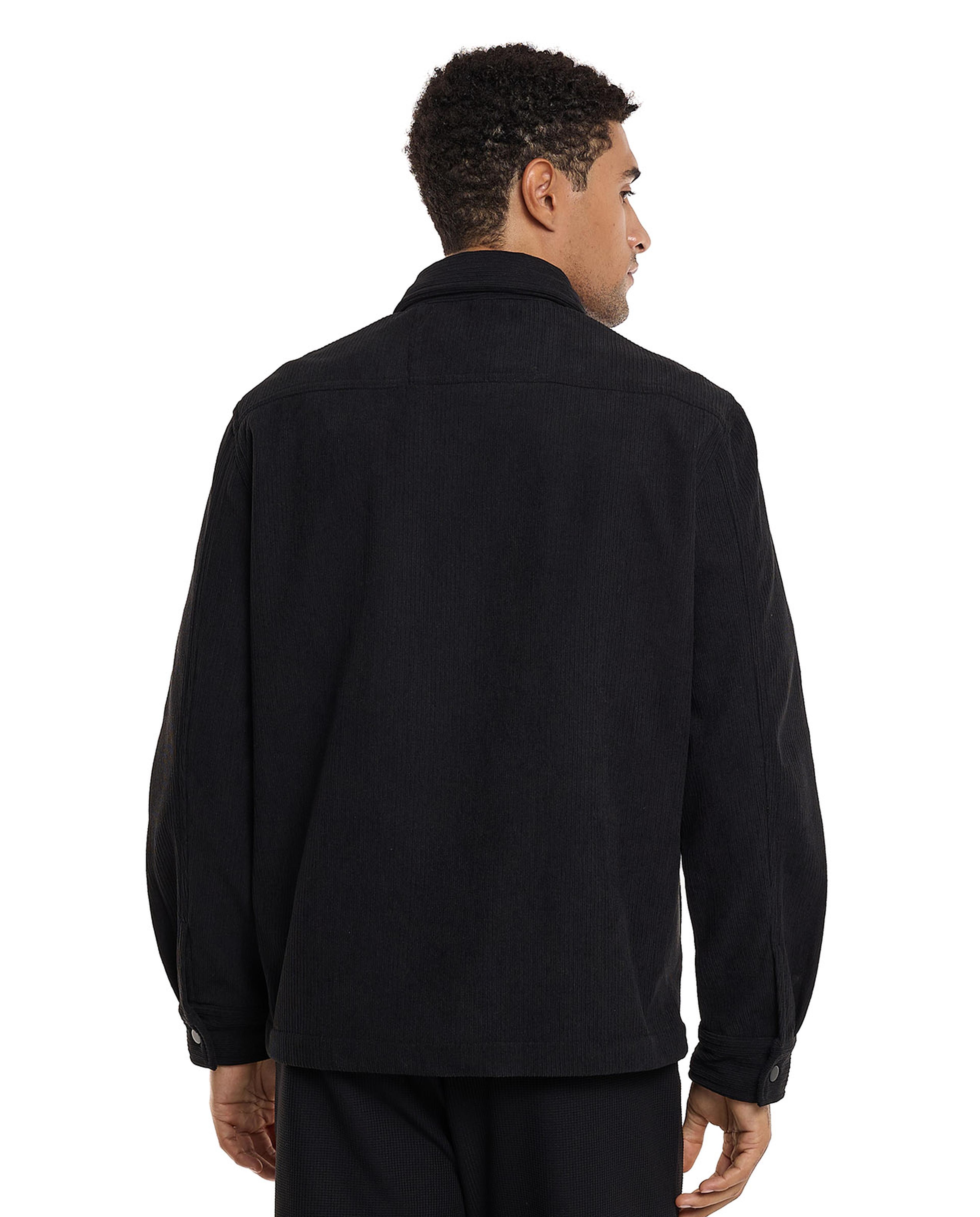 جاكيت بقفل كبس