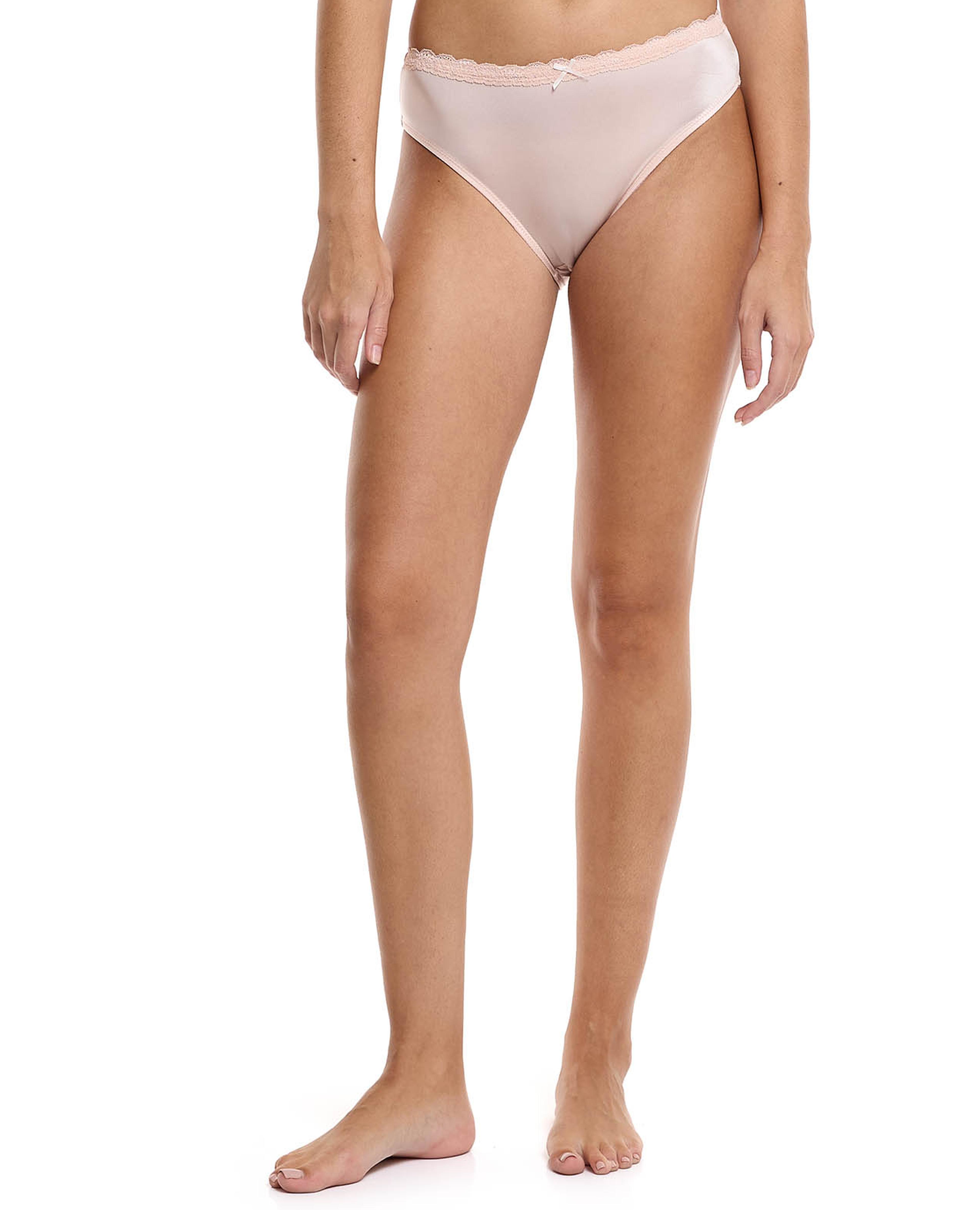 سروال بيكيني مزين بدانتيل