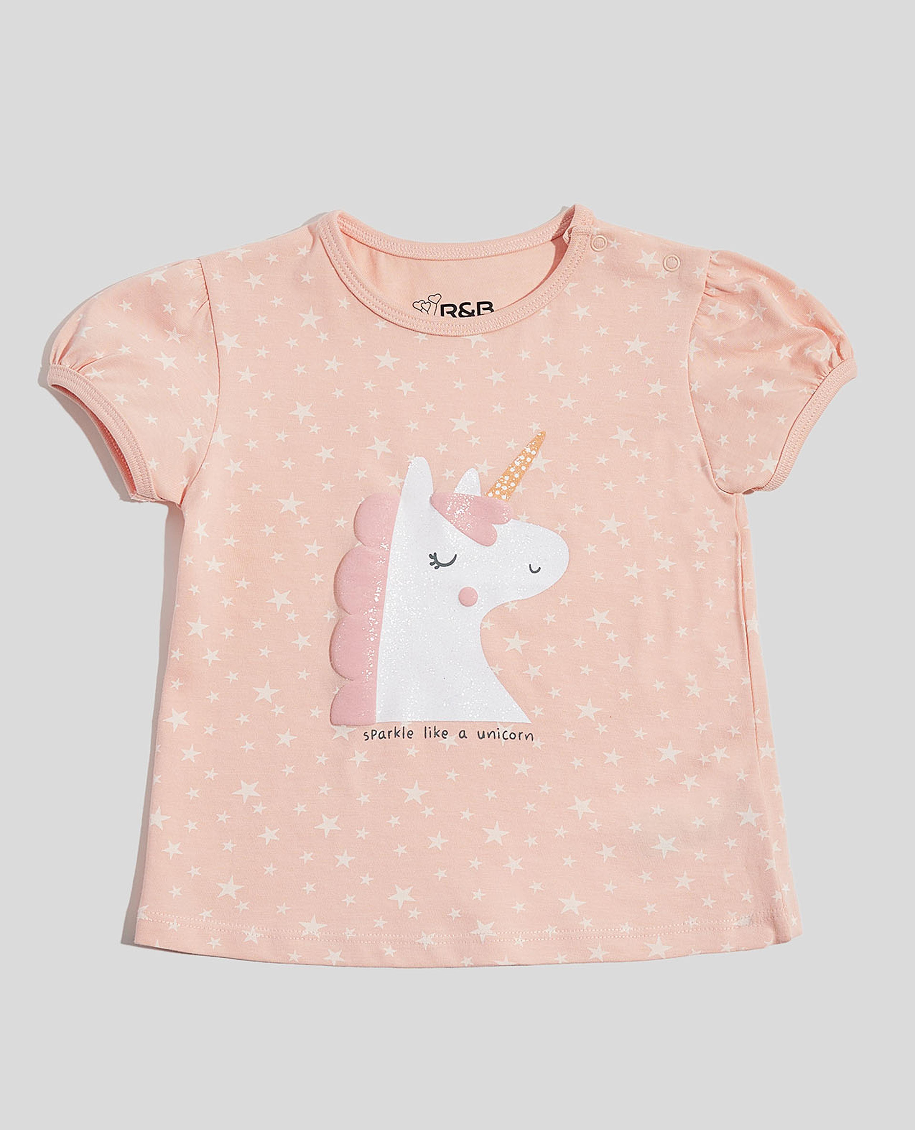 تيشيرت بطبعة يونيكورن بياقة مستديرة وأكمام منفوخة