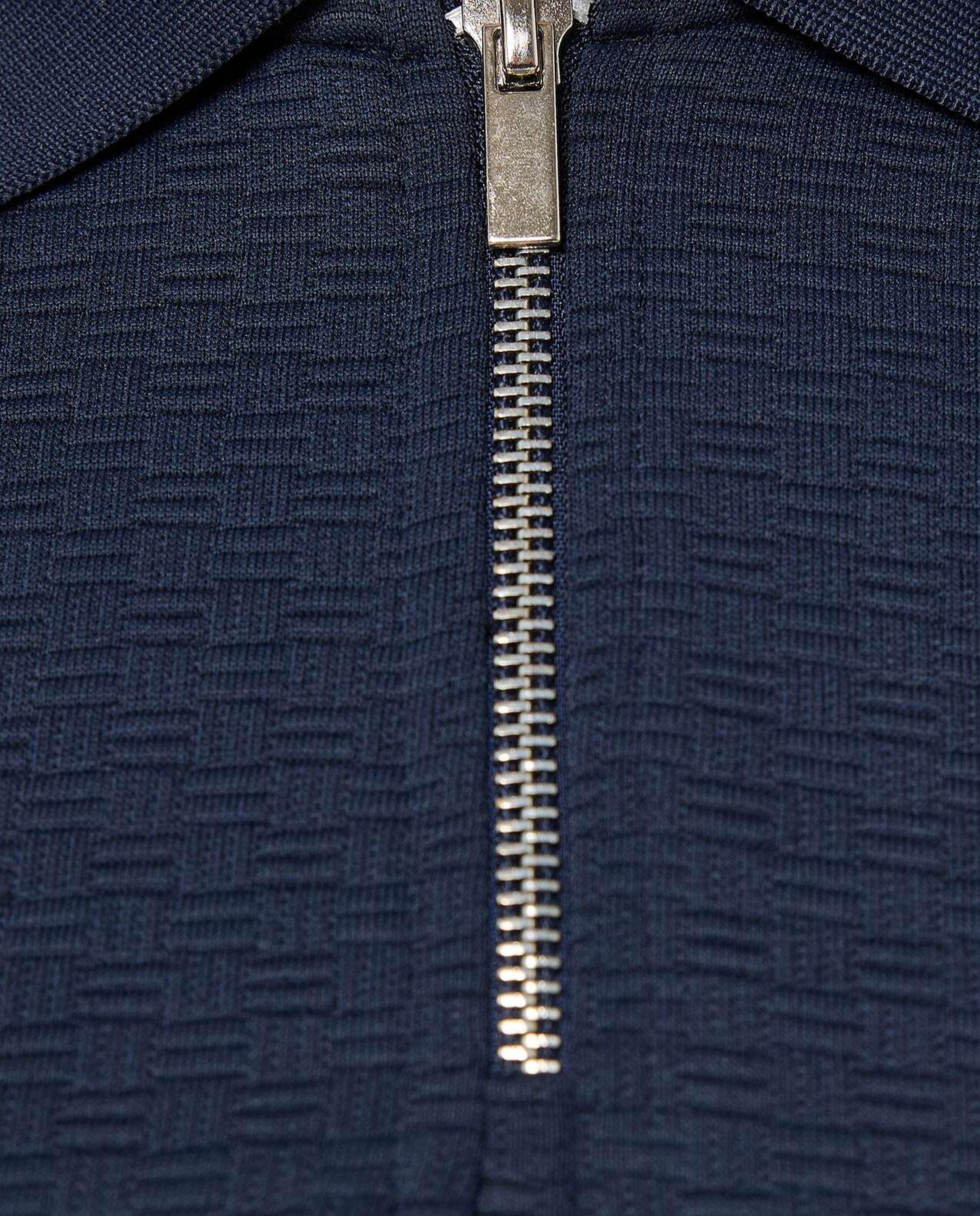 تيشيرت بولو بأكمام قصيرة