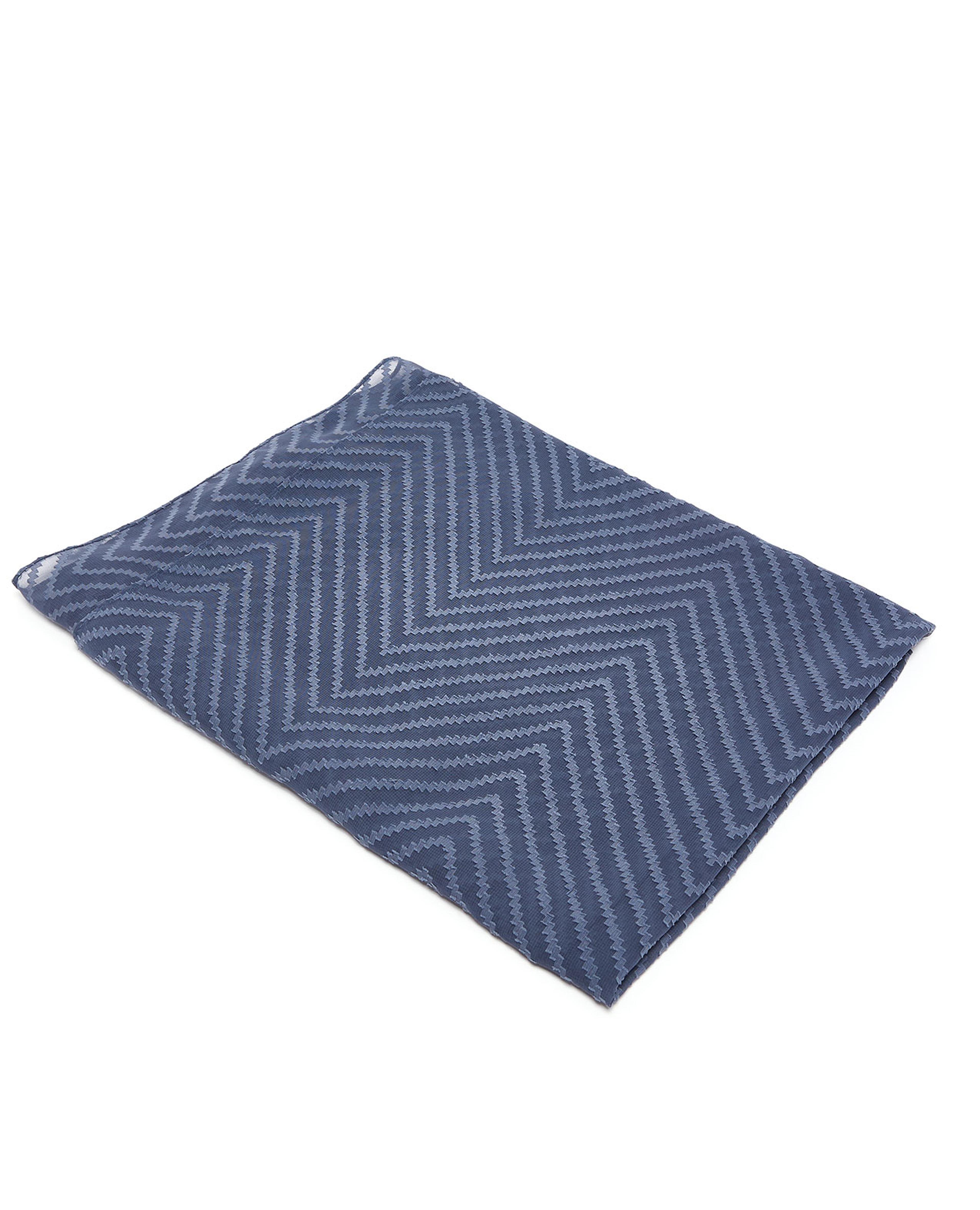 وشاح بنسيج شيفرون