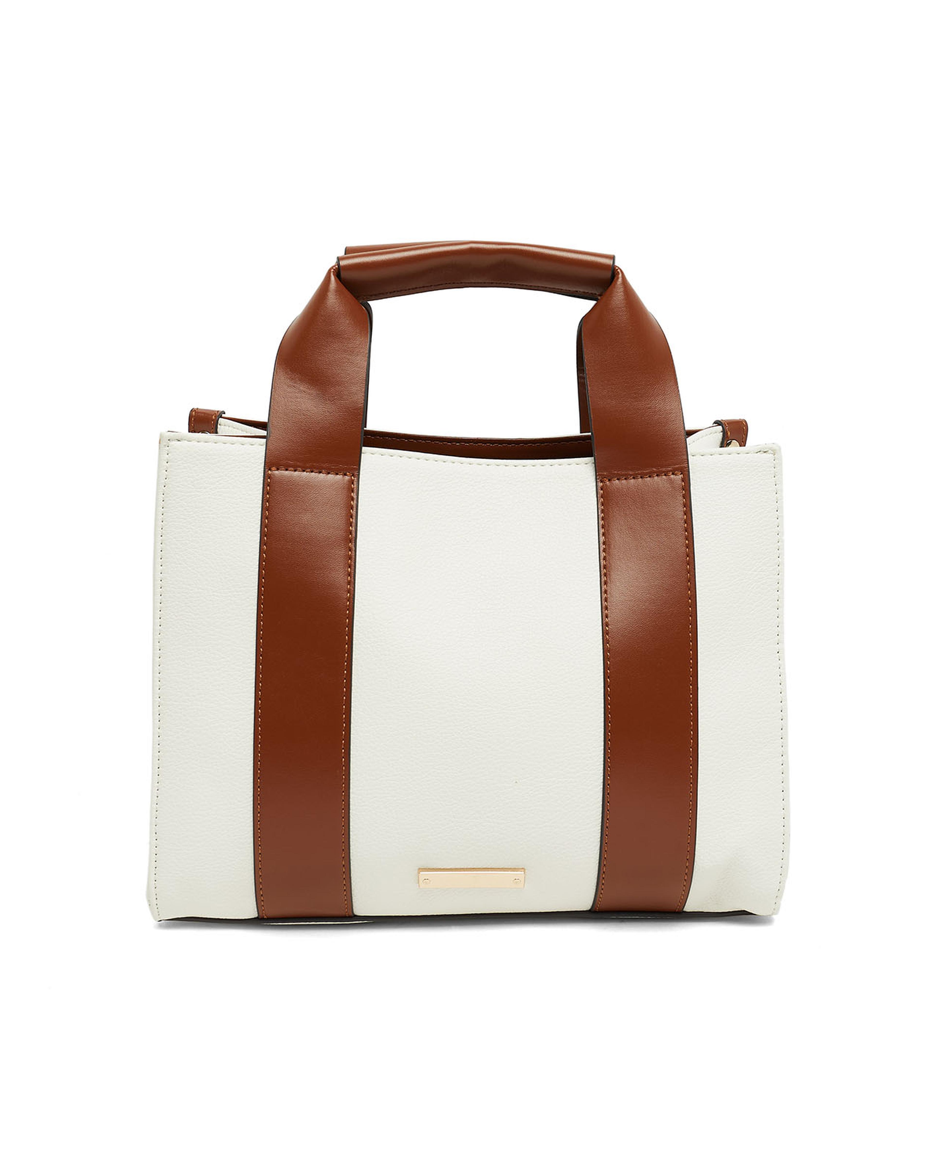 حقيبة صغيرة