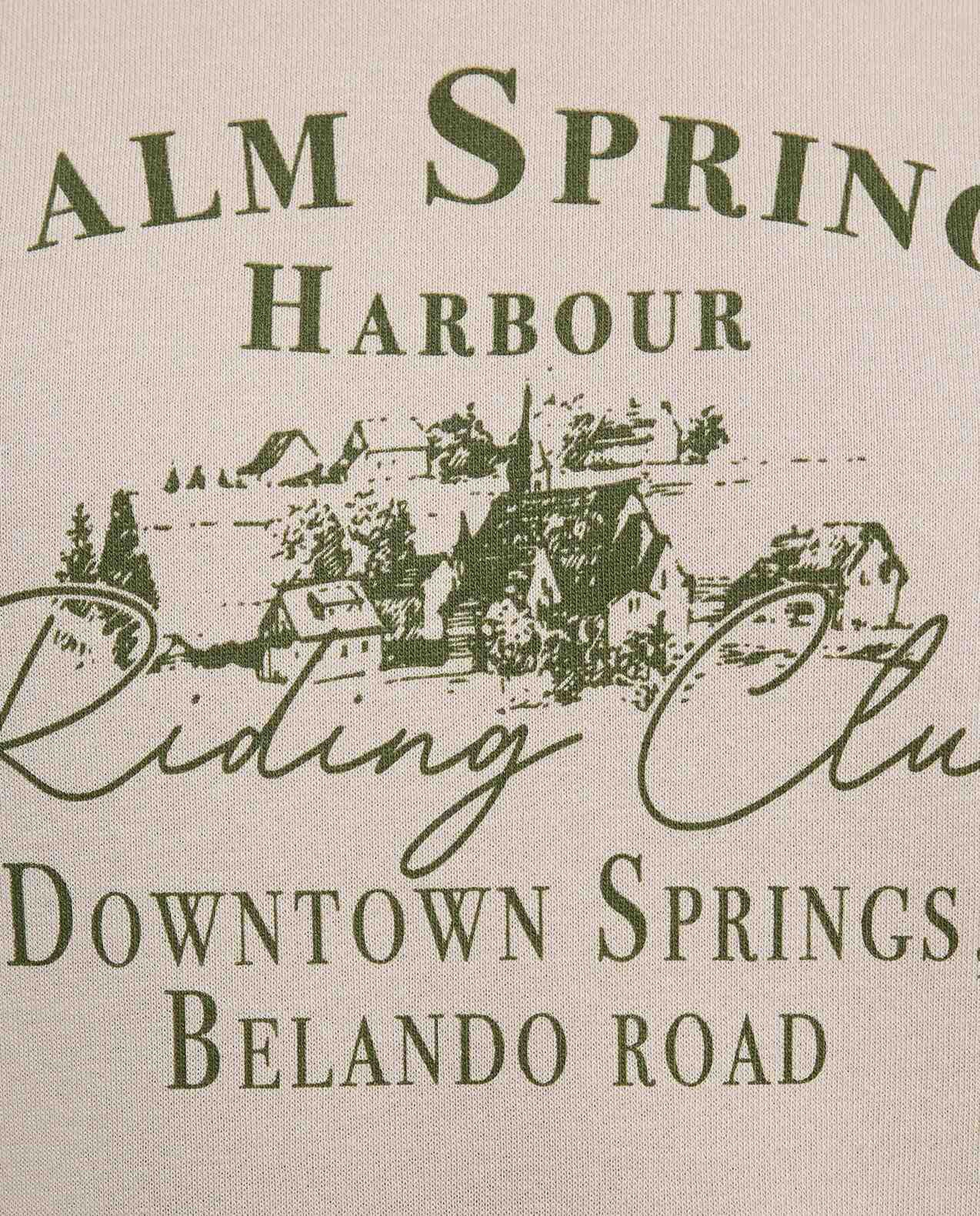 سويتشيرت مطبوع برقبة دائرية وأكمام طويلة