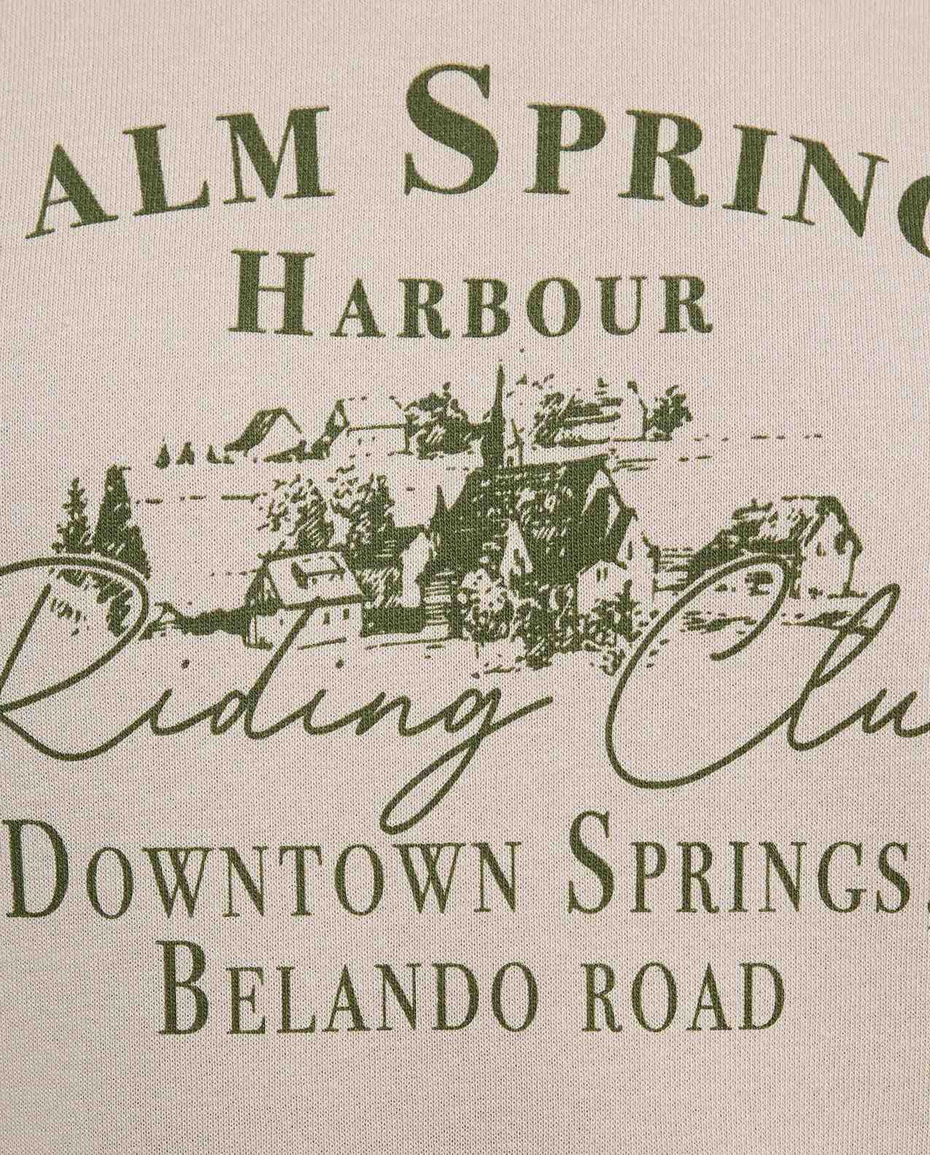 سويتشيرت مطبوع برقبة دائرية وأكمام طويلة