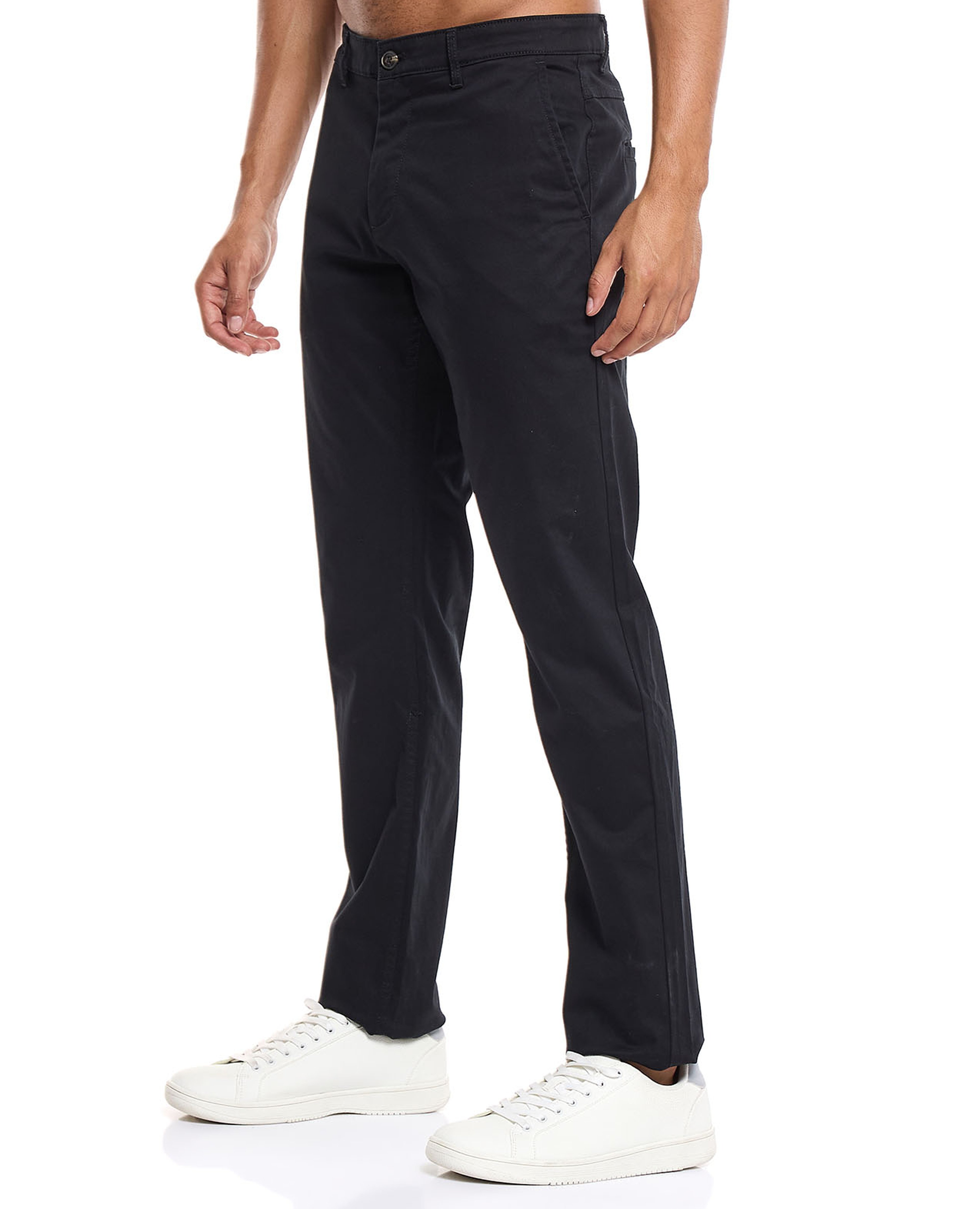 Solid Carrot Fit Jeans with Button Closure