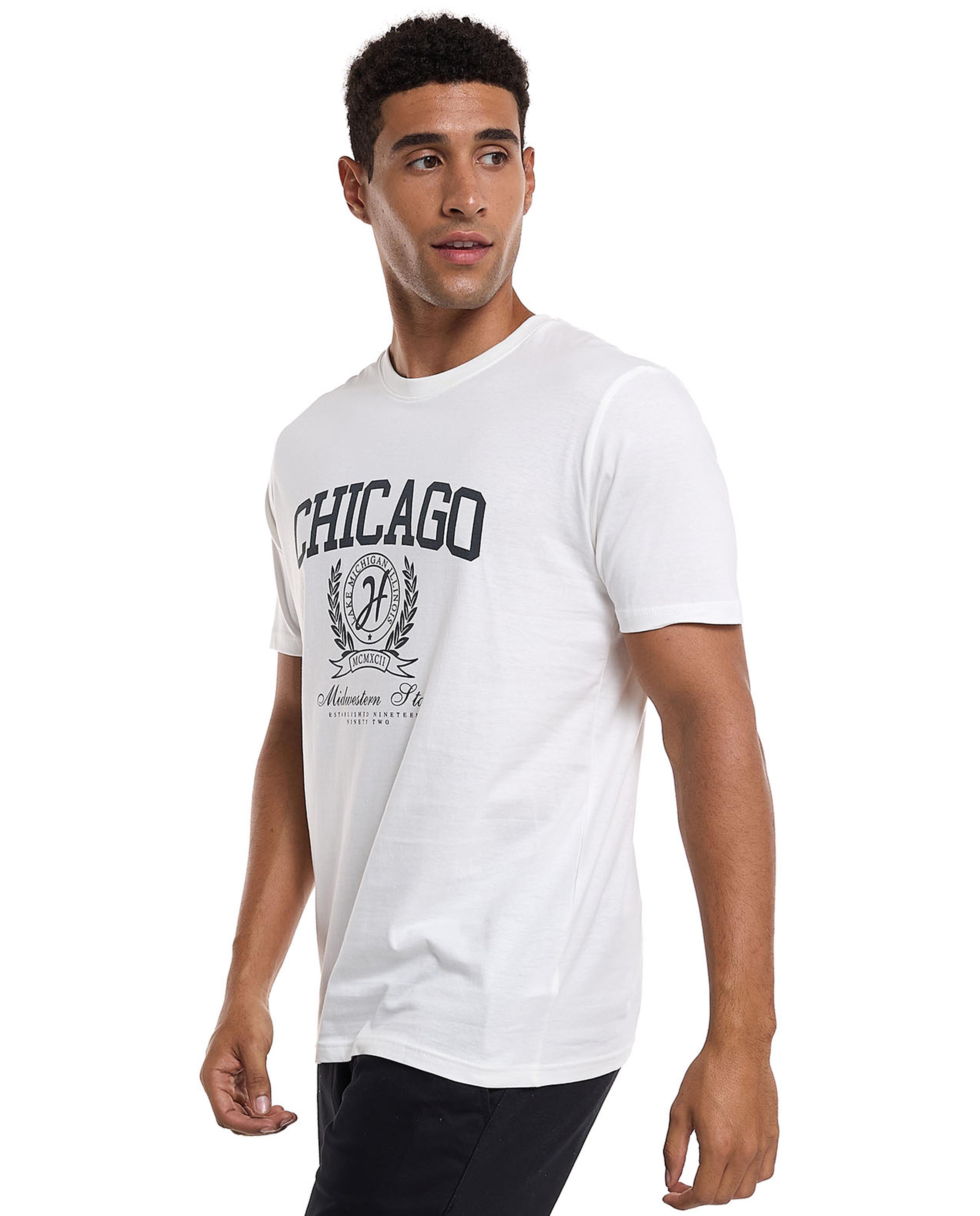 تيشيرت باكمام قصيرة ورقبة مستديرة