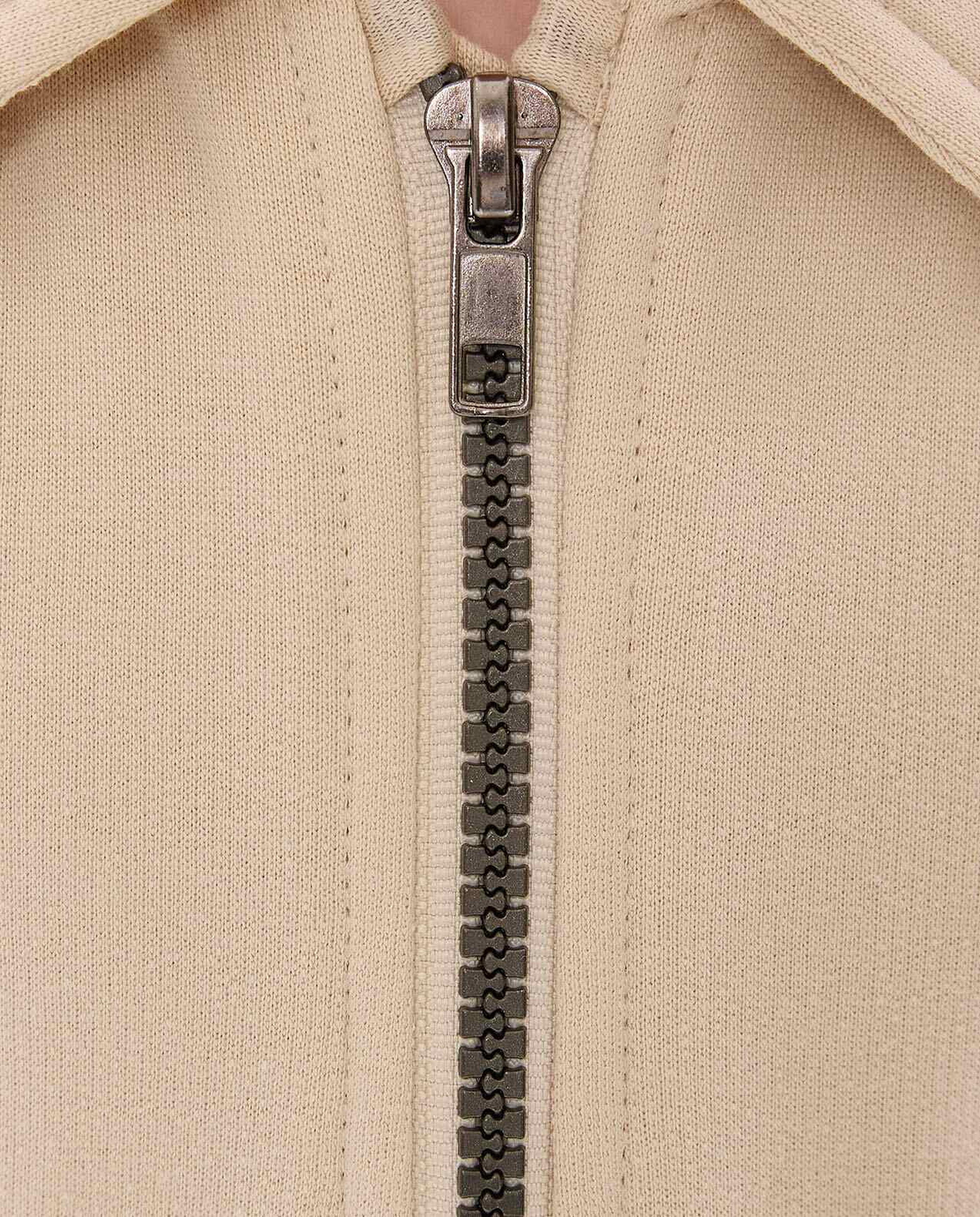 سويتشيرت سادة بياقة وأكمام طويلة