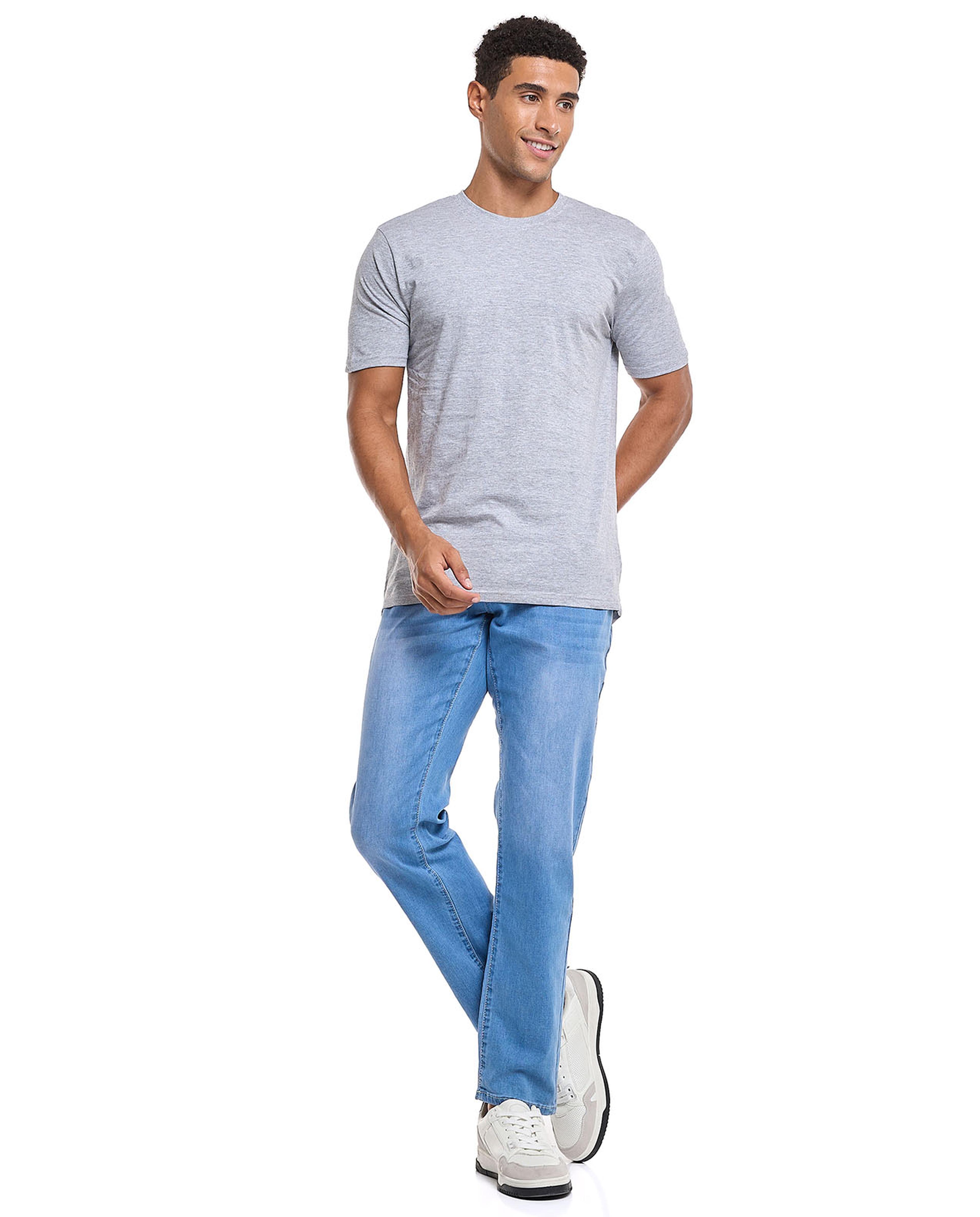 Solid Slim Fit Jeans with Button Closure