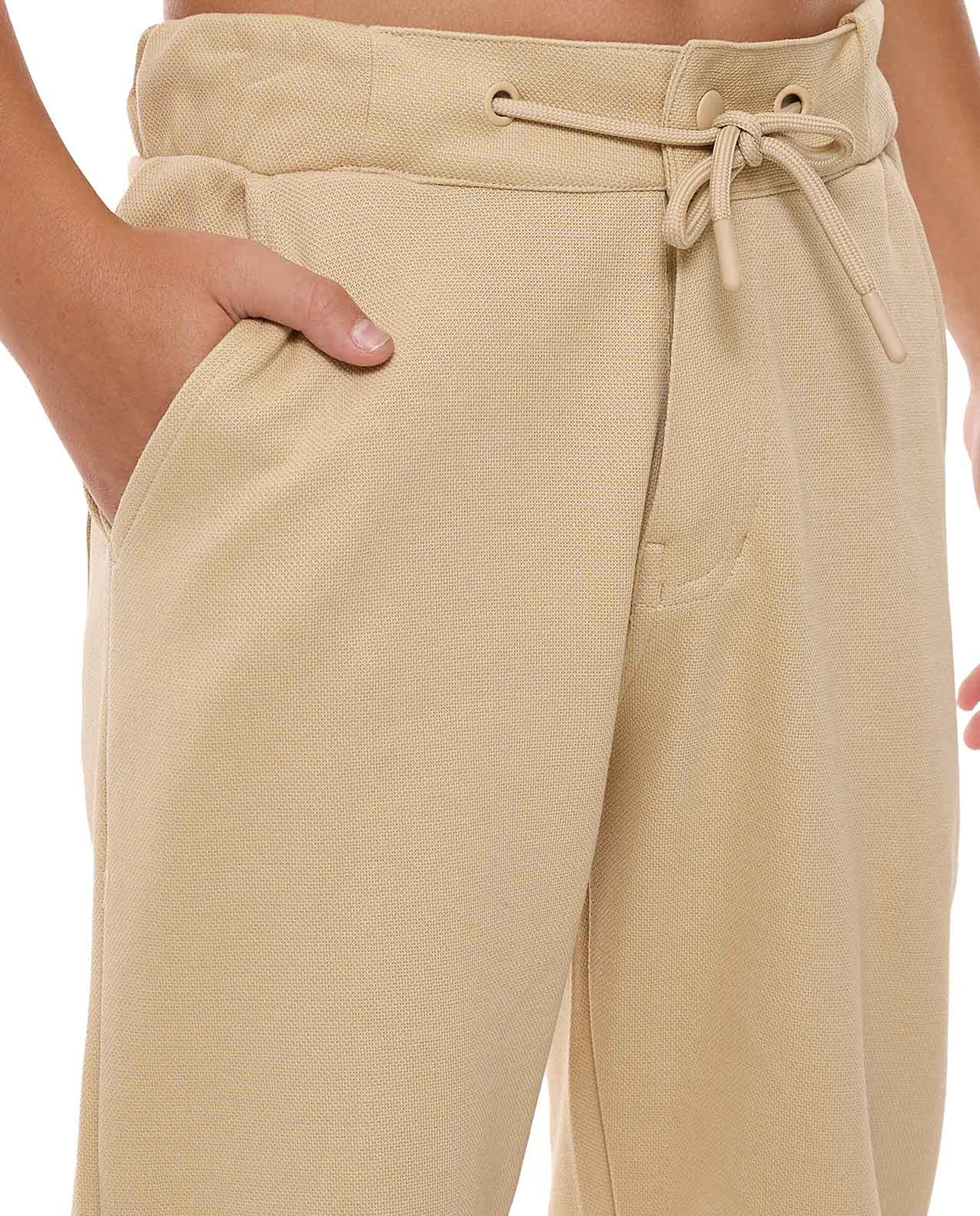 جوغر سادة برباط على الخصر