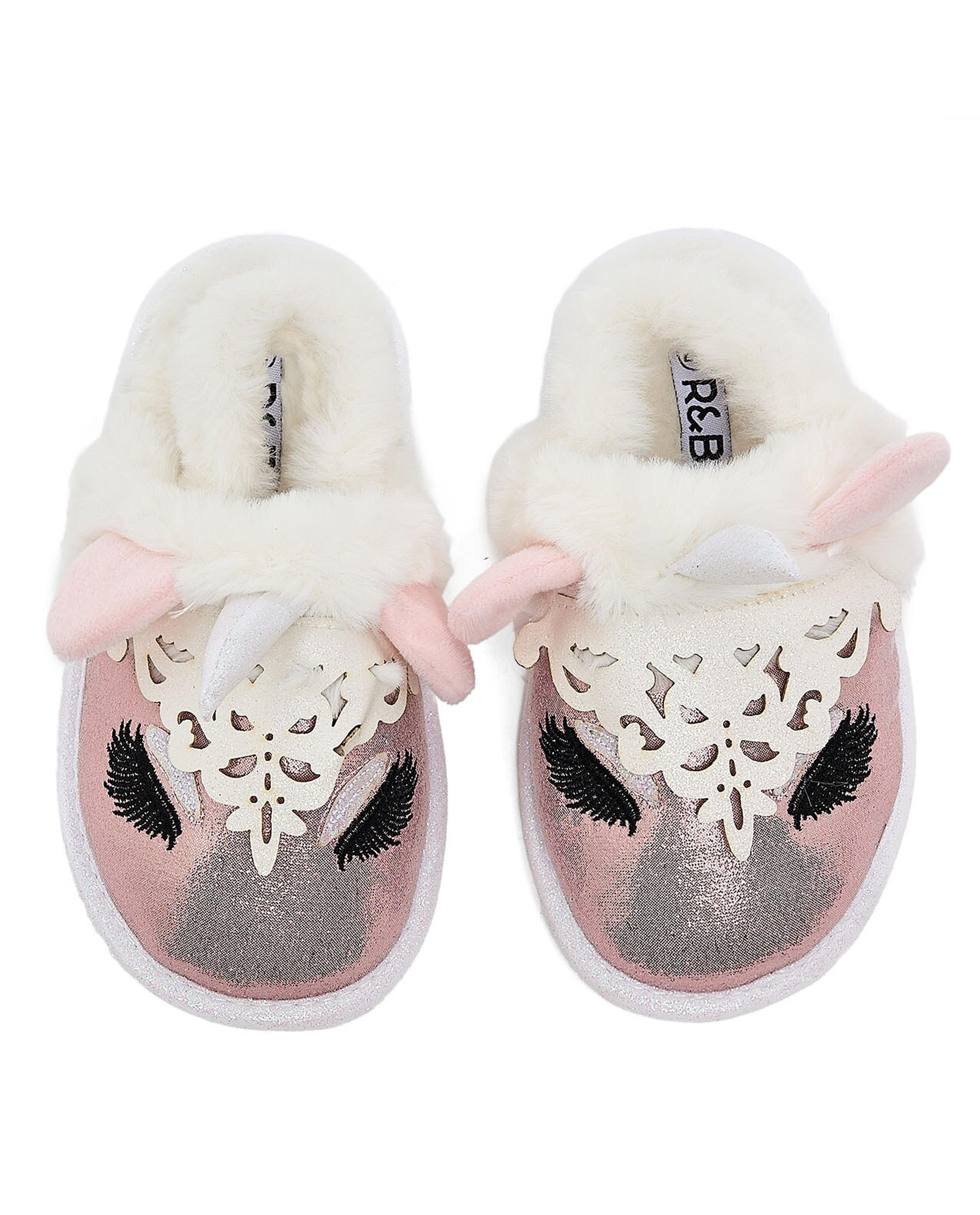 شبشب غرفة نوم مطرز بحزام خلفي