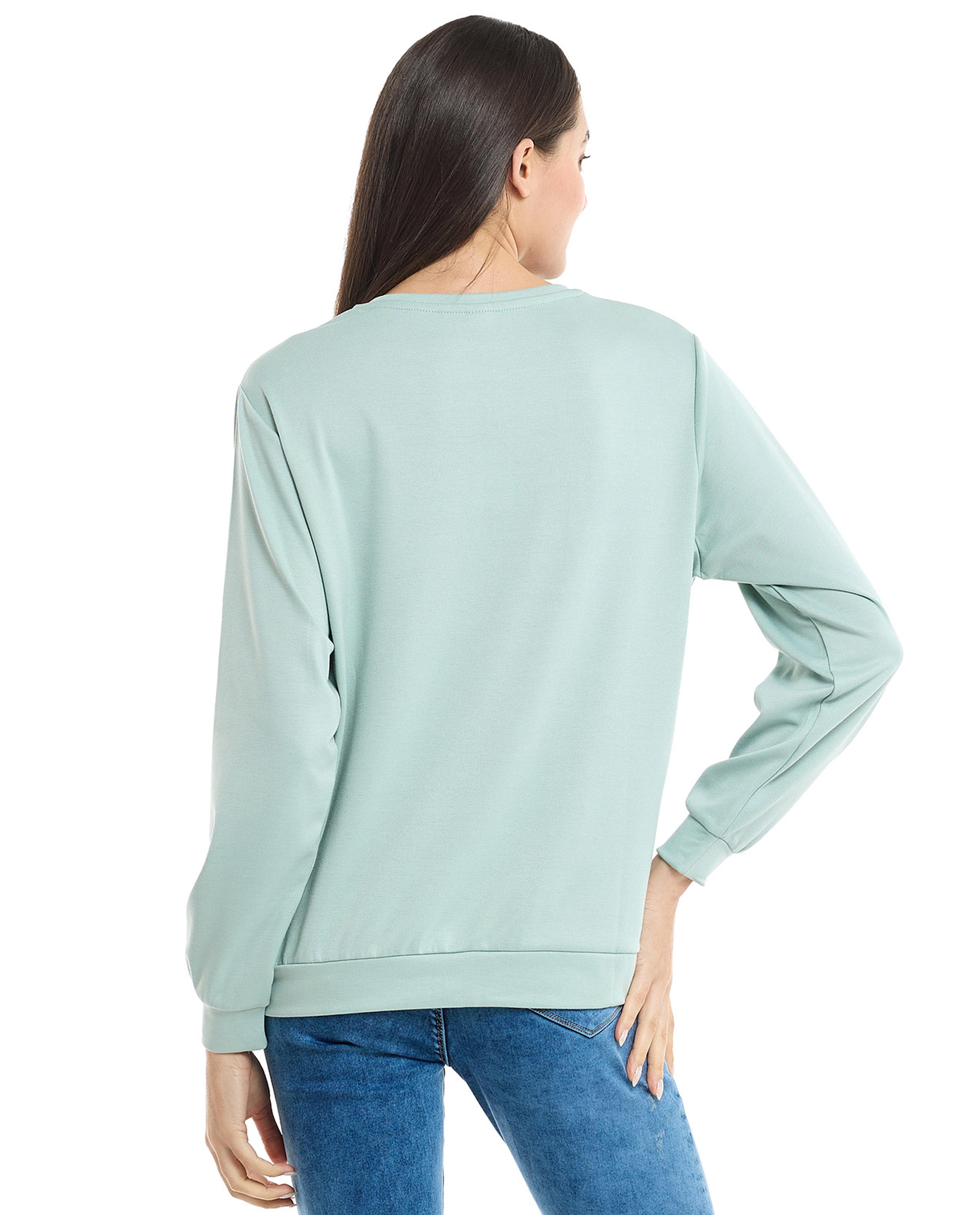 سويتشيرت برقبة دائرية وأكمام طويلة