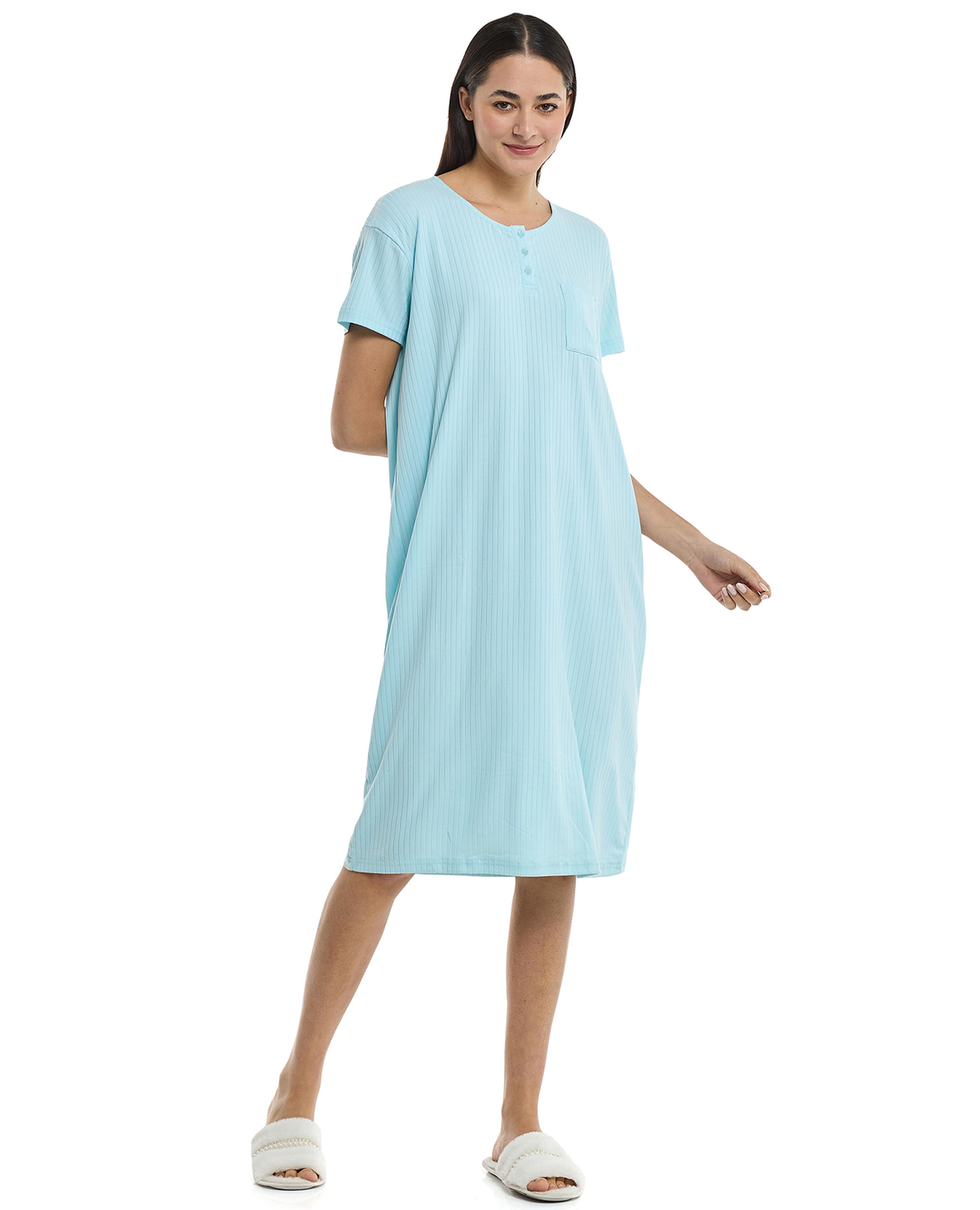 ثوب نوم مرن بأكمام قصيرة