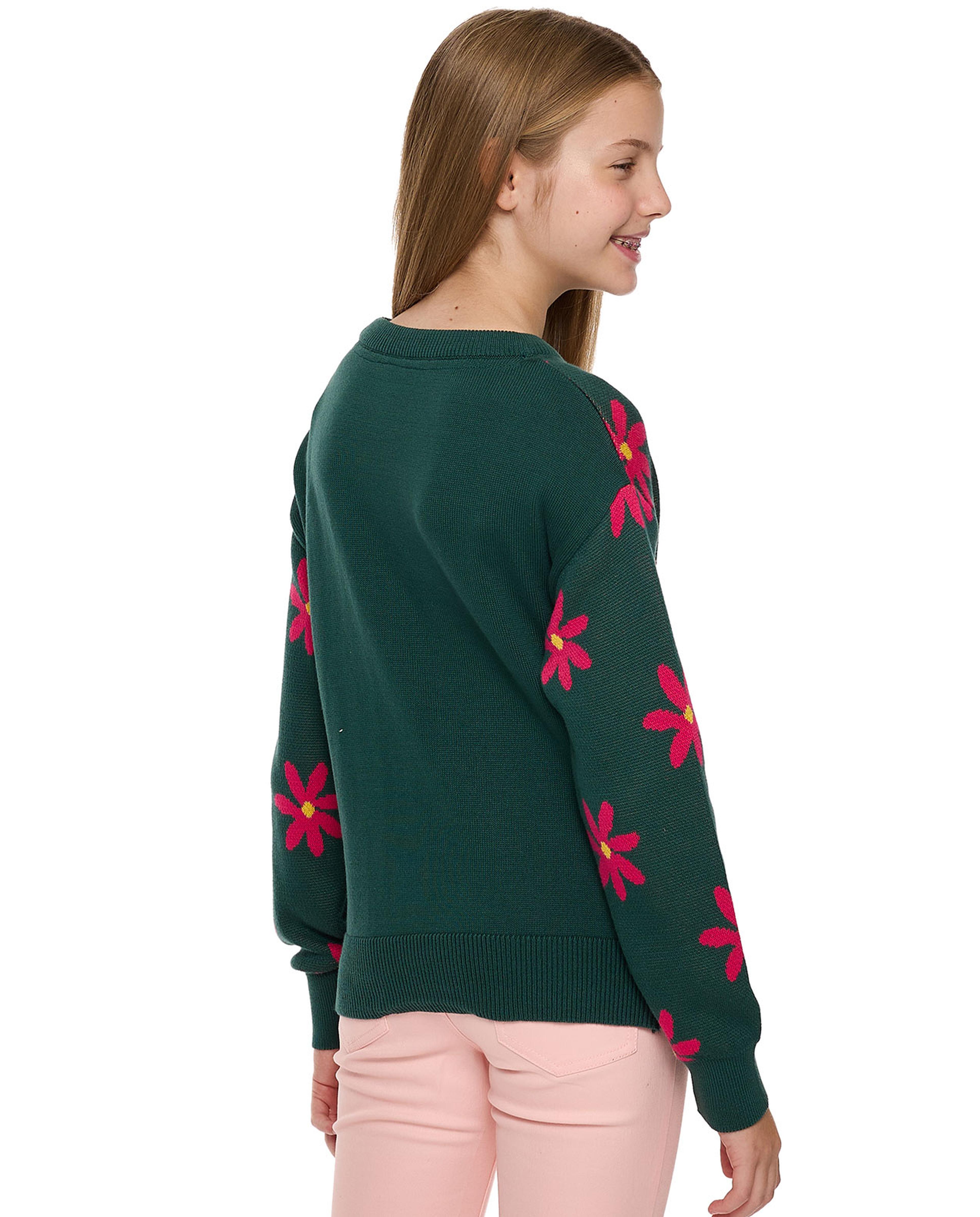 Floral Patterned Sweater with Crew Neck and Long Sleeves