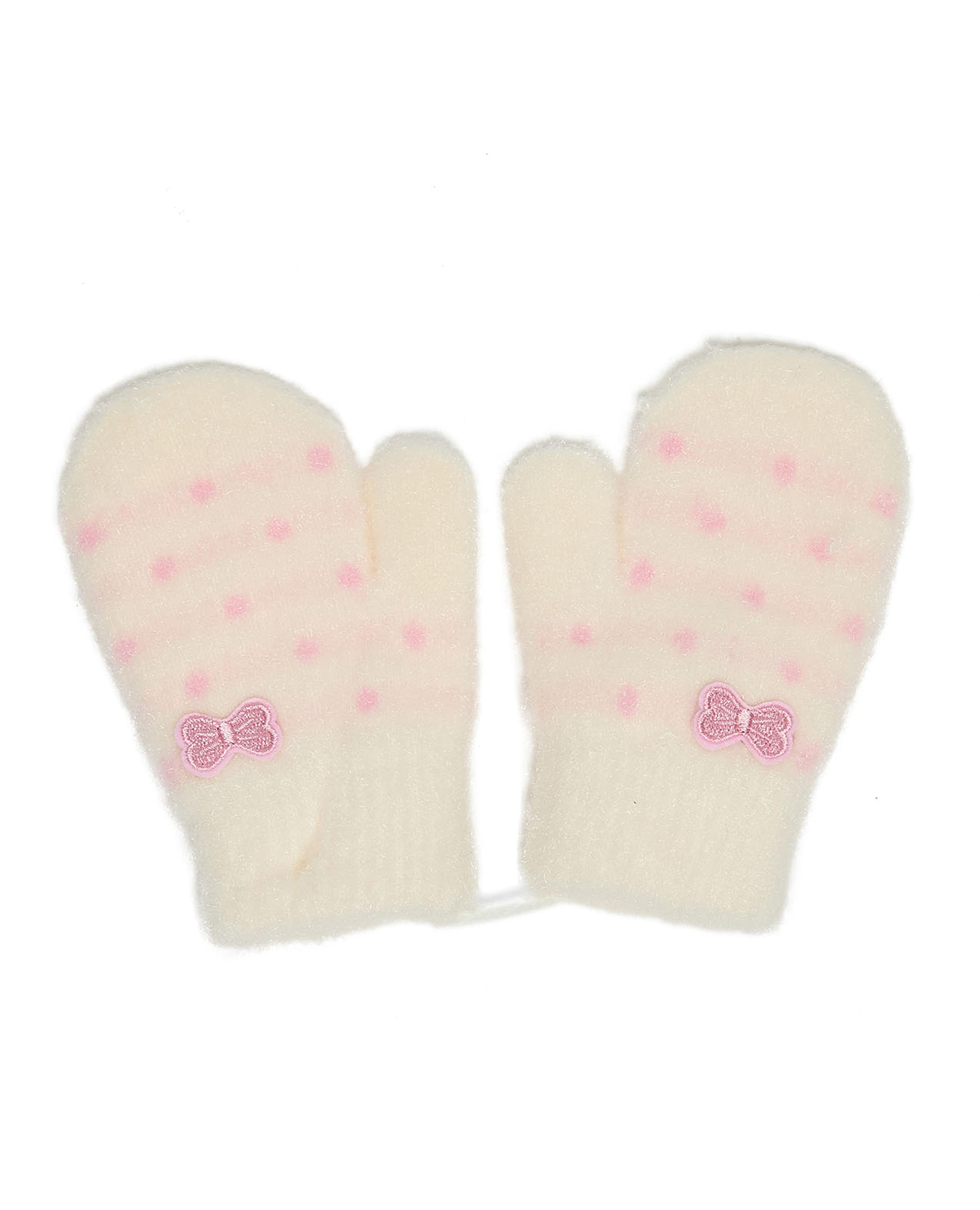 قفازات محبوكة