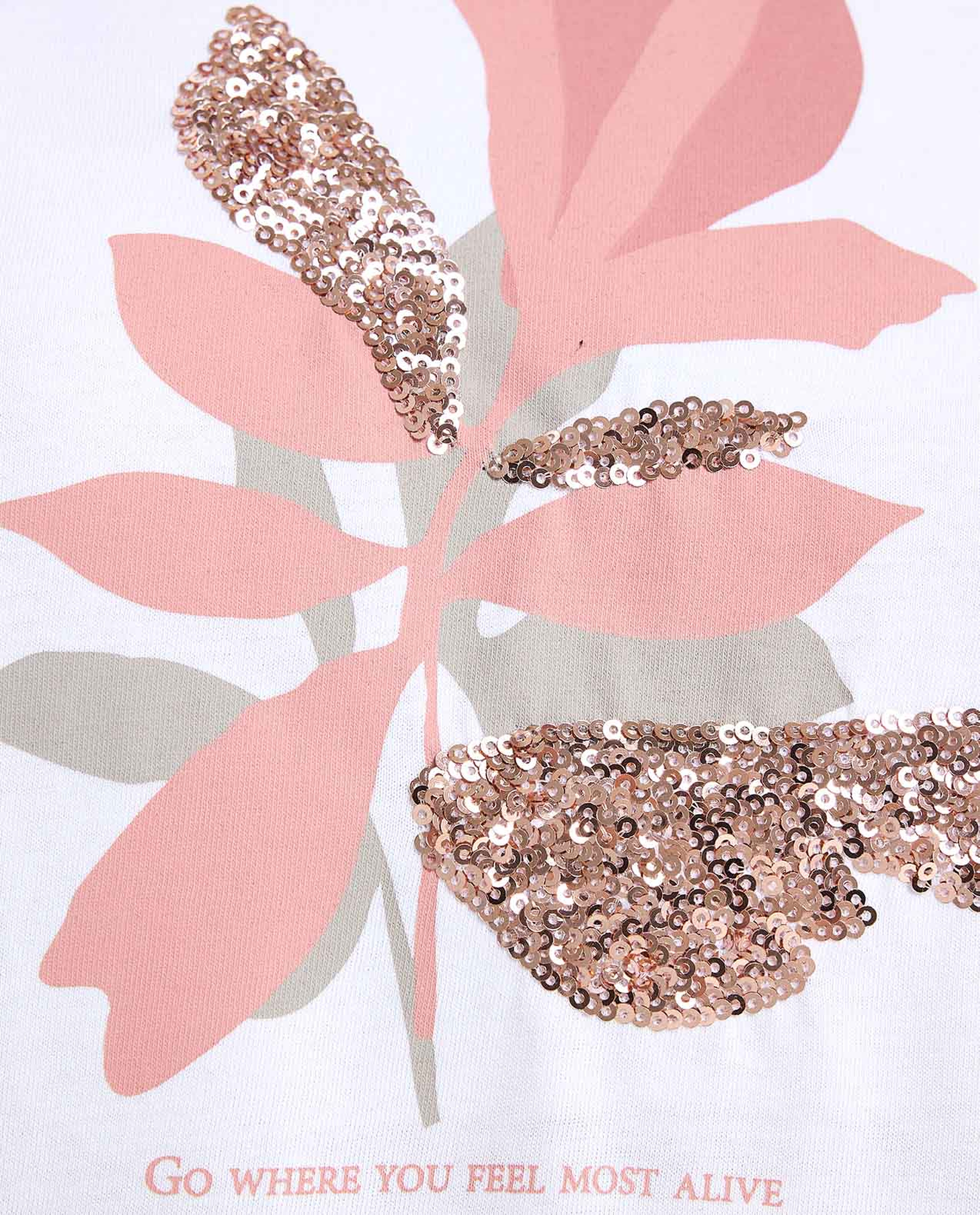 Graphic Print T-Shirt with Crew Neck and Short Sleeves