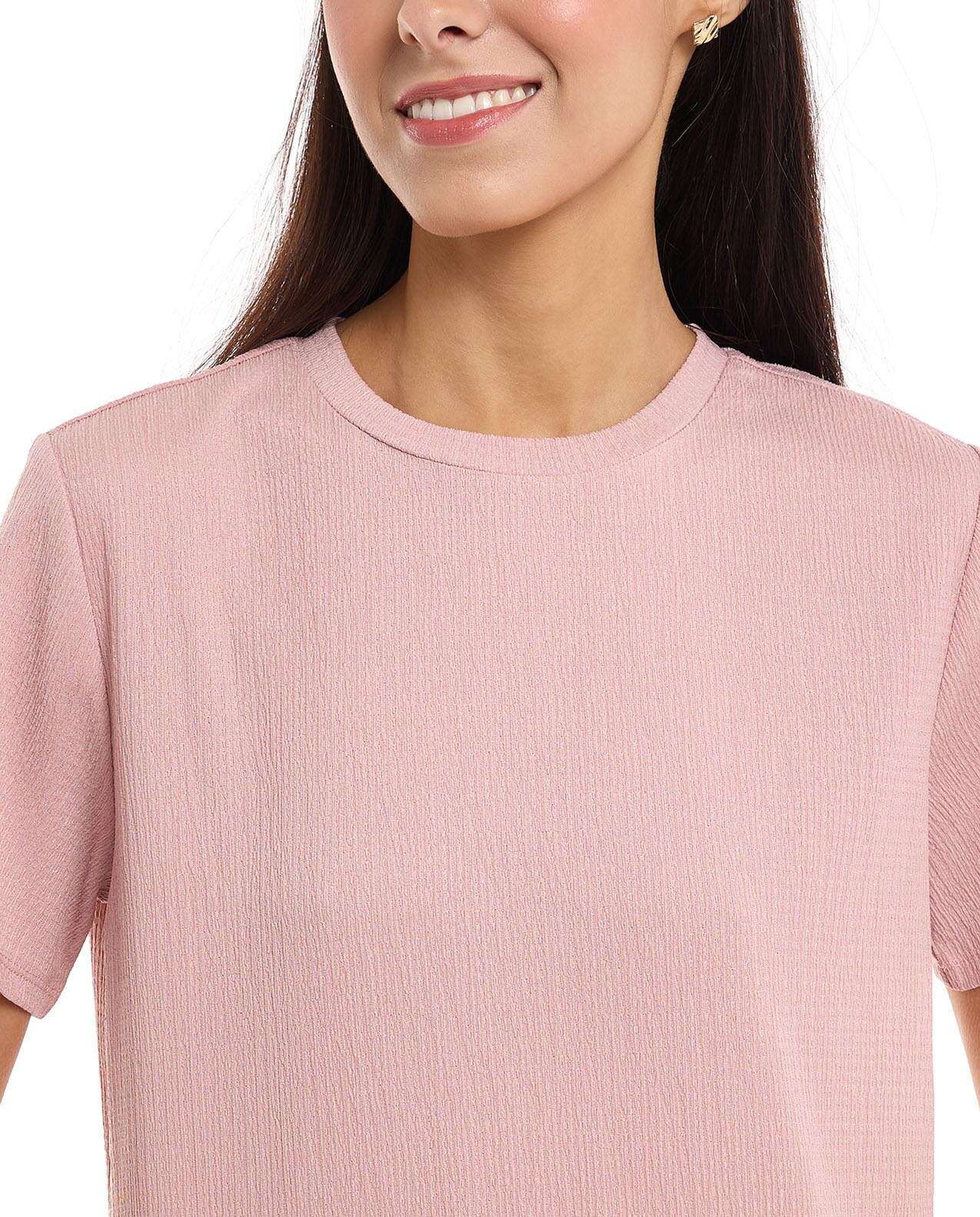 Textured Knit Top with Crew Neck and Short Sleeves