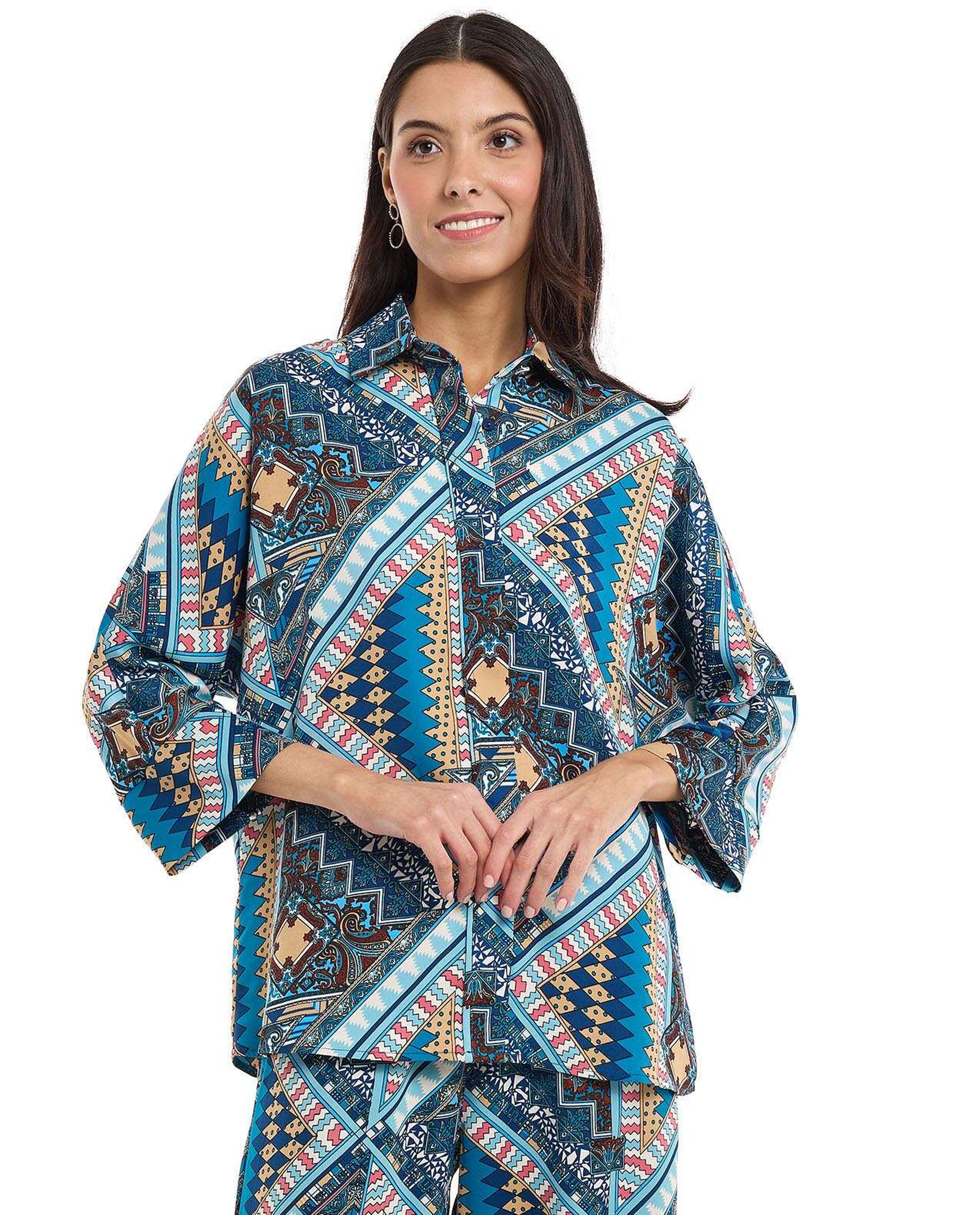 Patterned Shirt with Classic Collar and 3/4 Sleeves