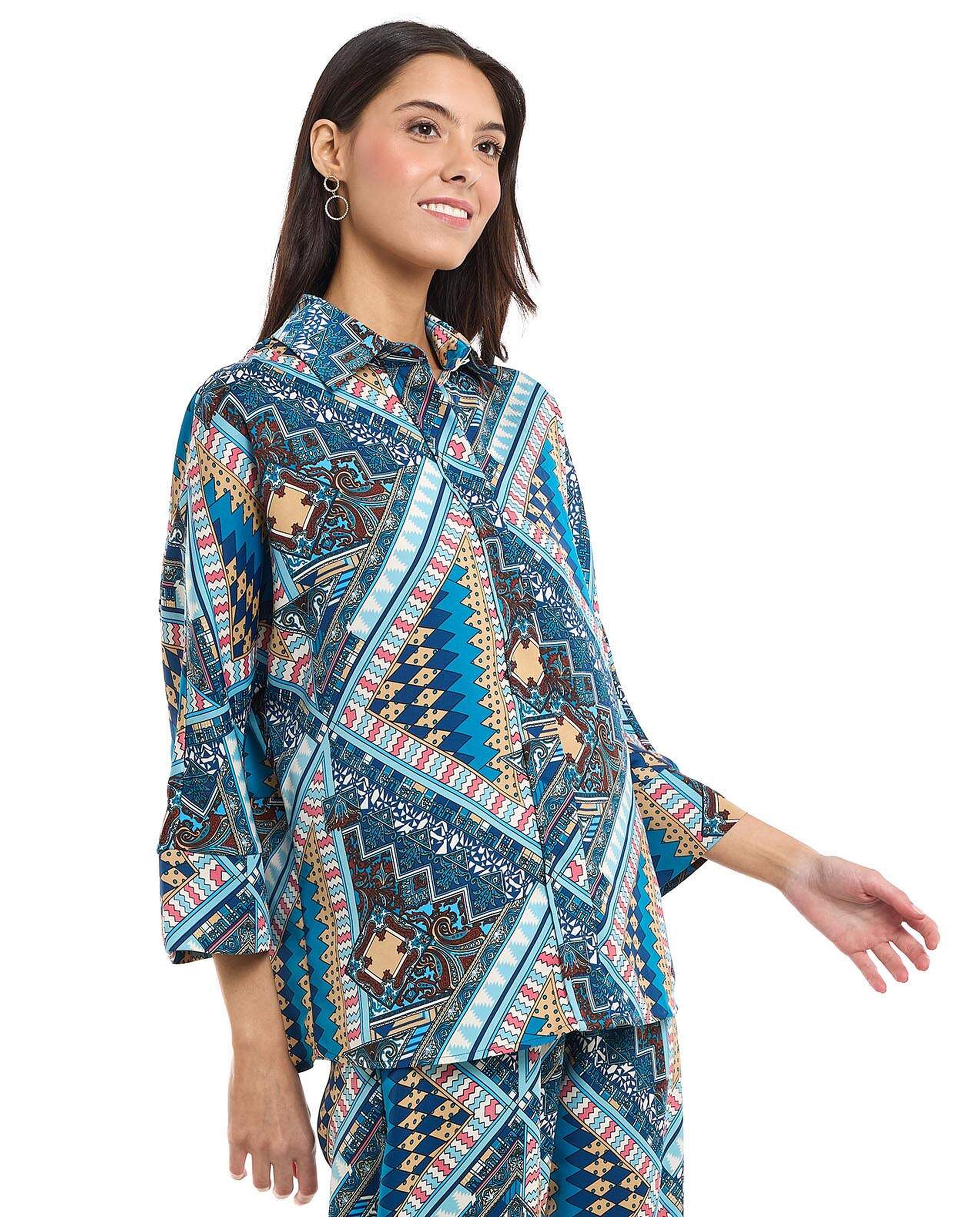Patterned Shirt with Classic Collar and 3/4 Sleeves
