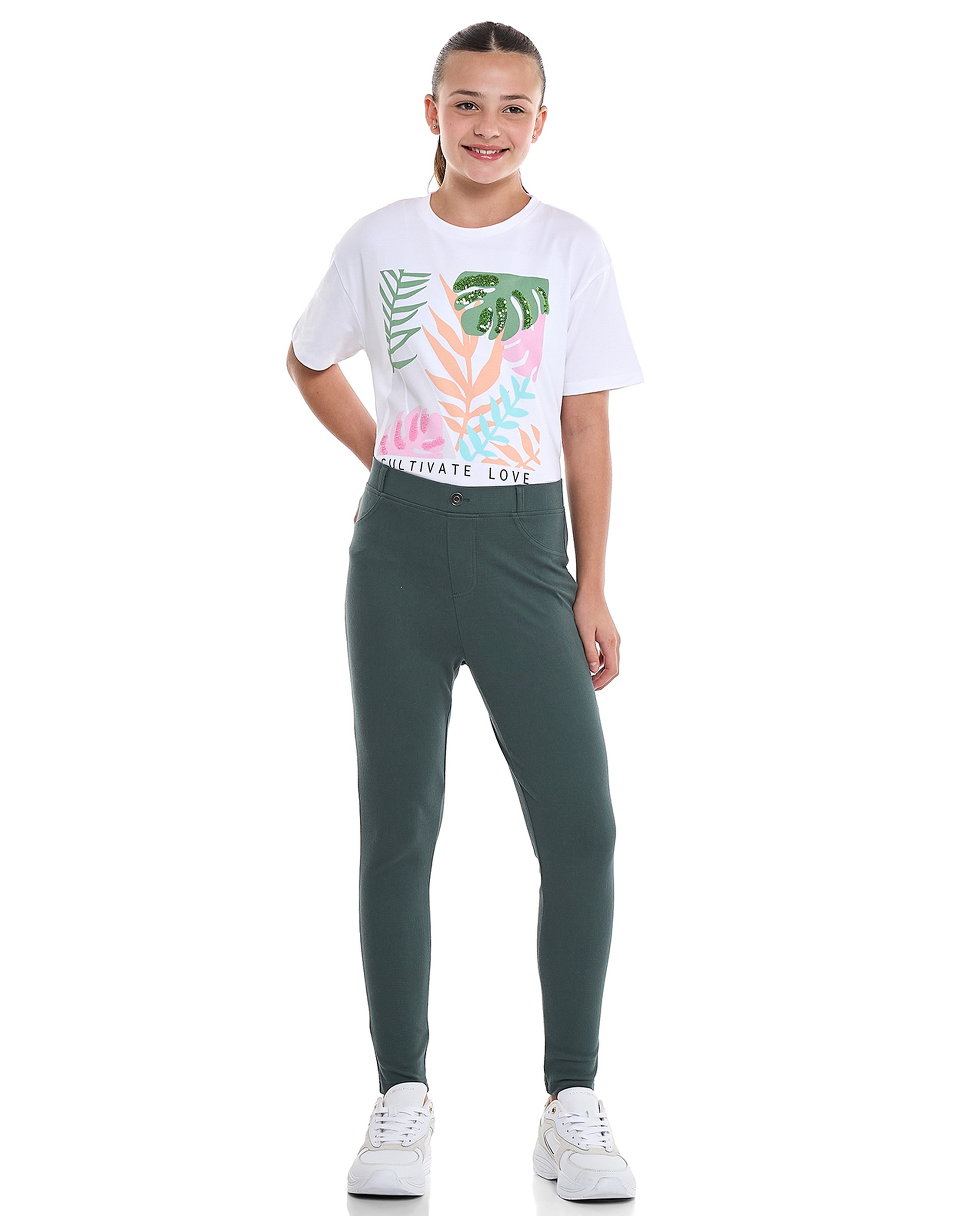 Solid Skinny Fit Pants with Elastic Waist