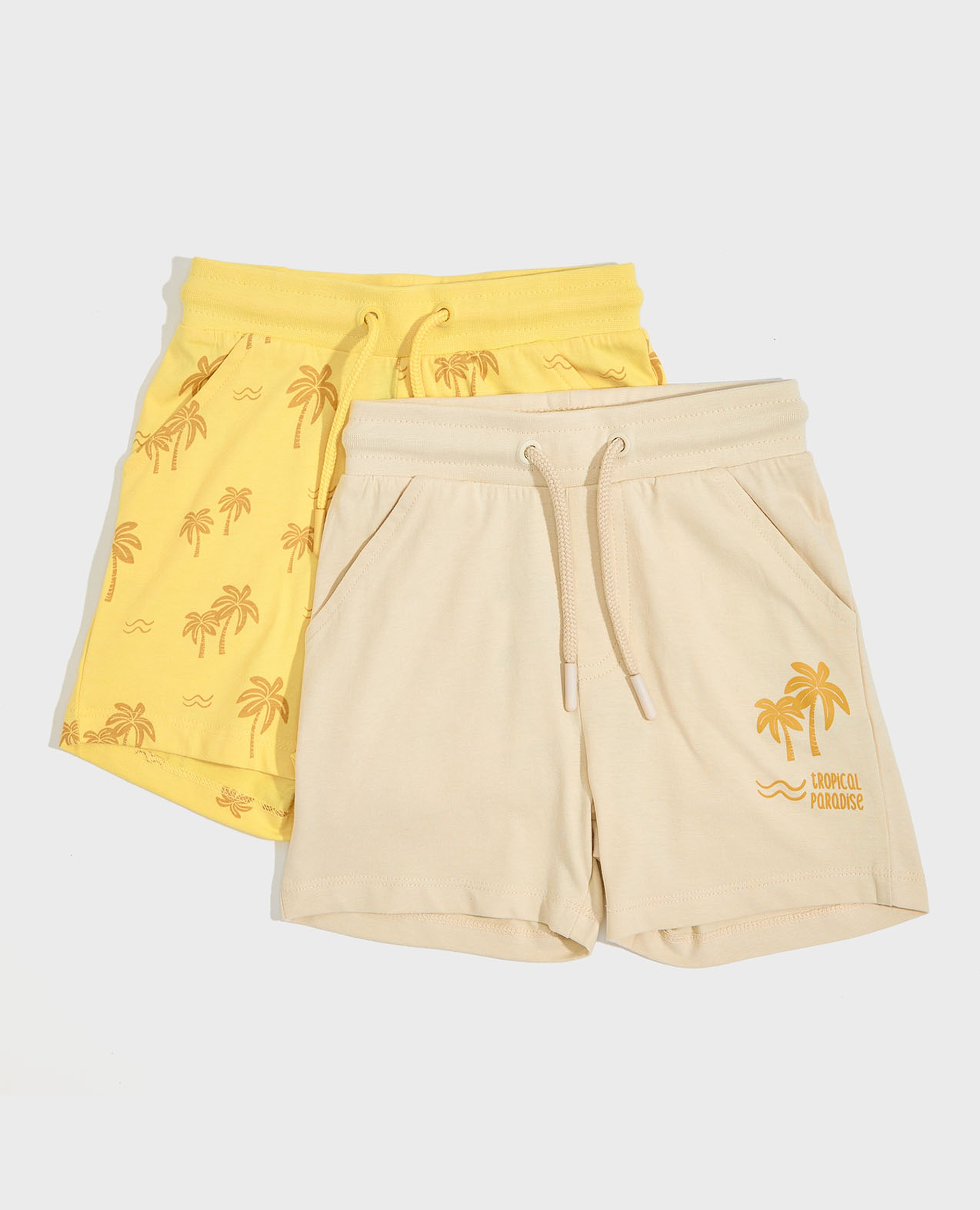 شورت برباط على الخصر بطبعة - قطعتين