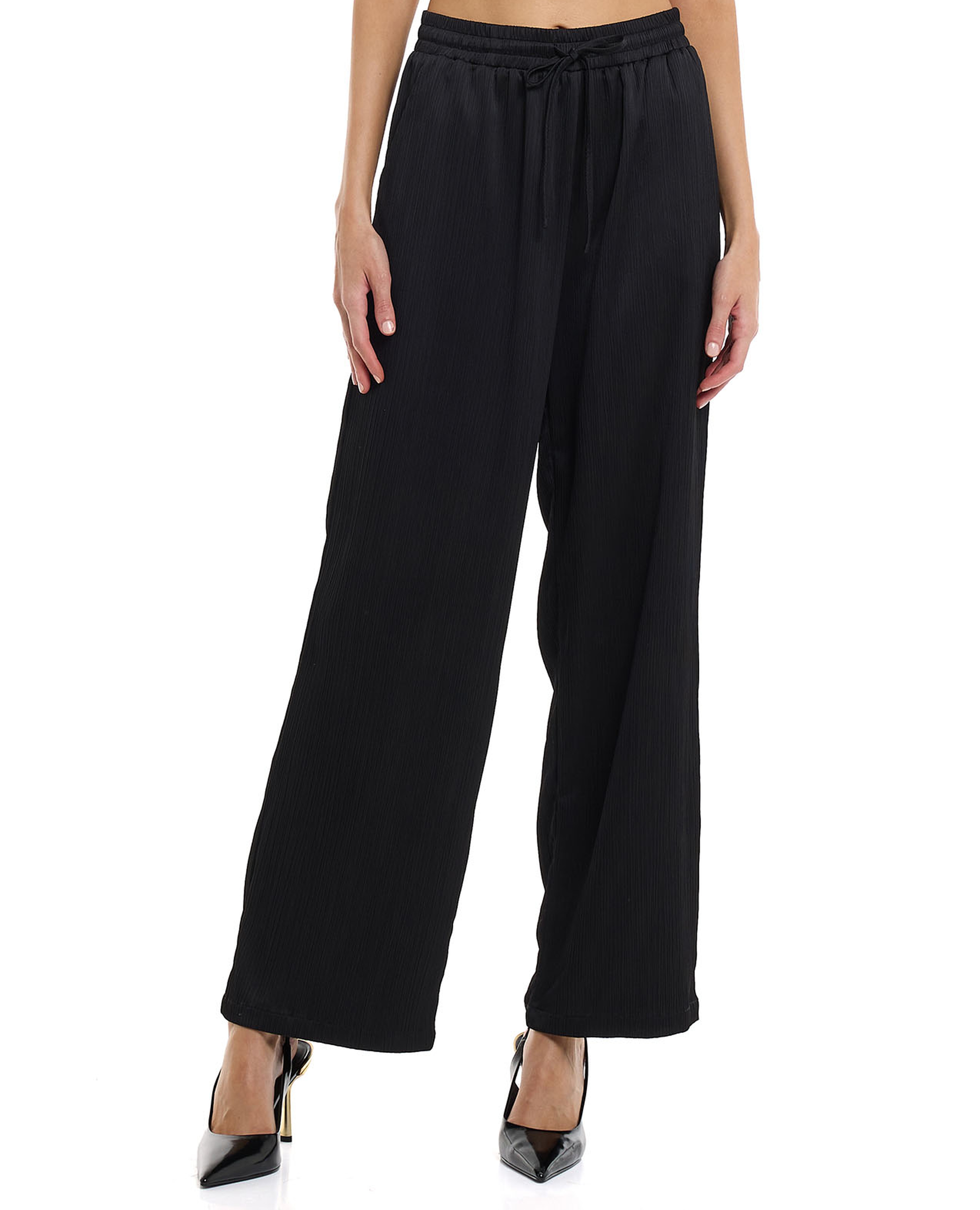 بنطال واسع سادة برباط على الخصر