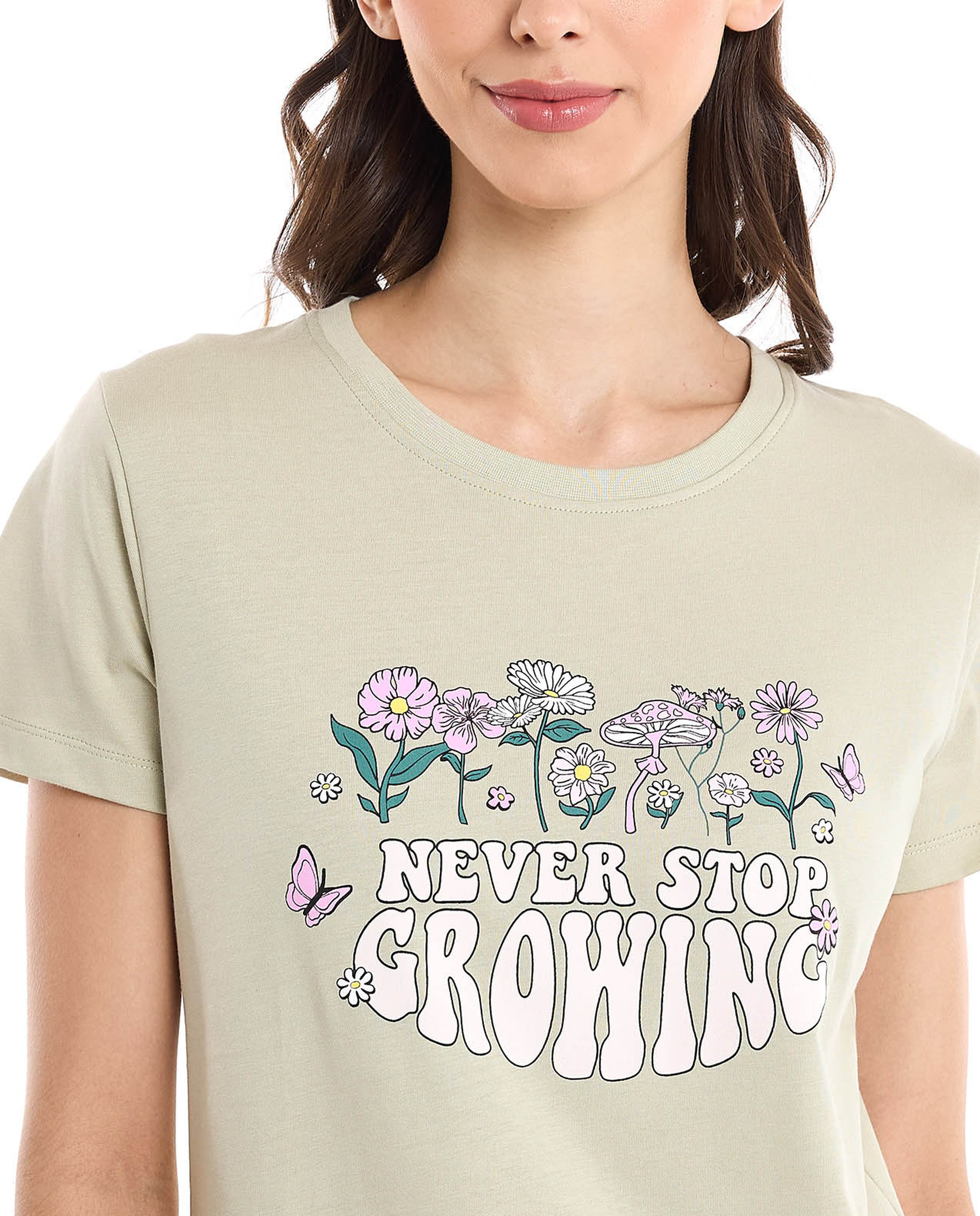 Graphic Print T-Shirt with Crew Neck and Short Sleeves