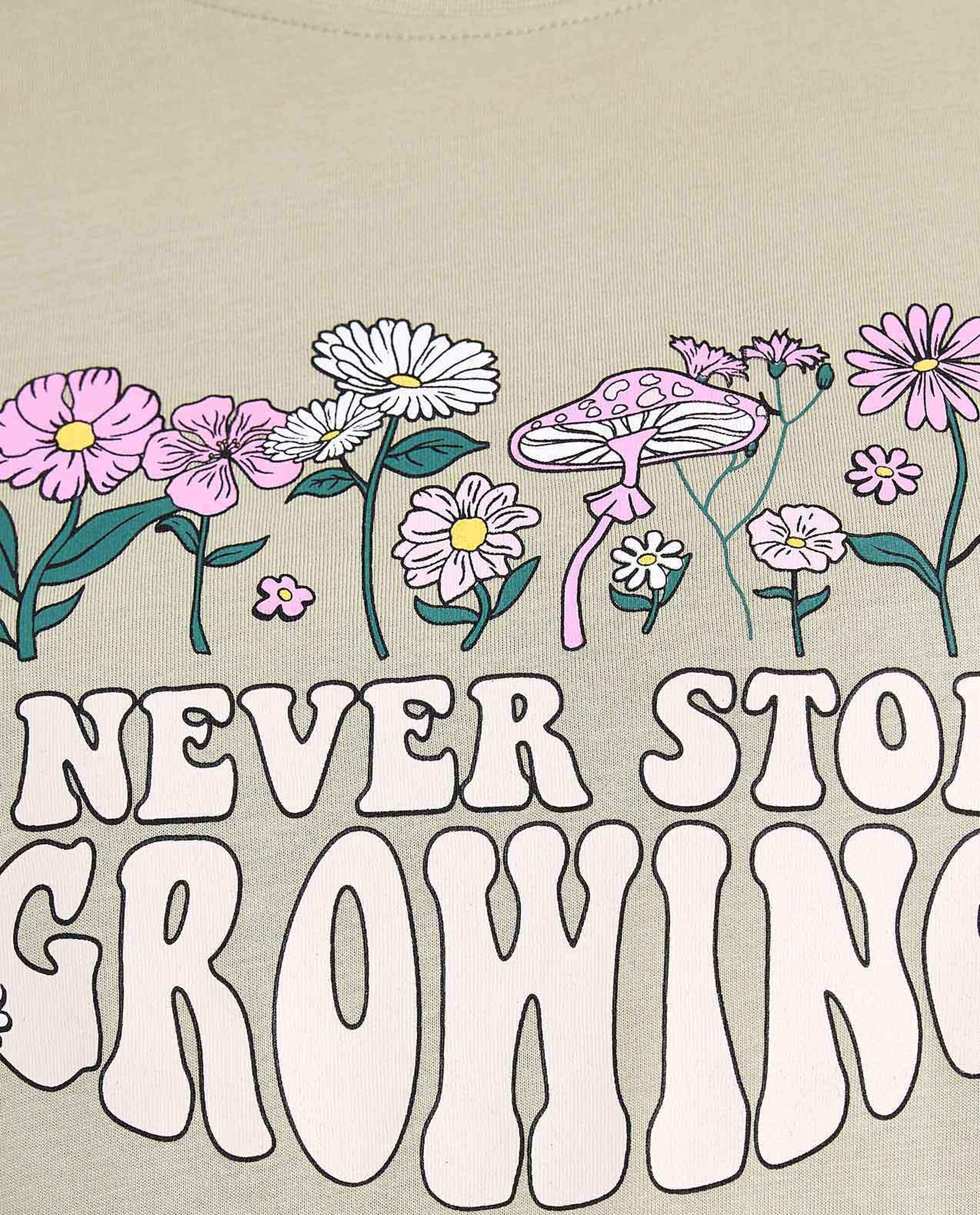 Graphic Print T-Shirt with Crew Neck and Short Sleeves