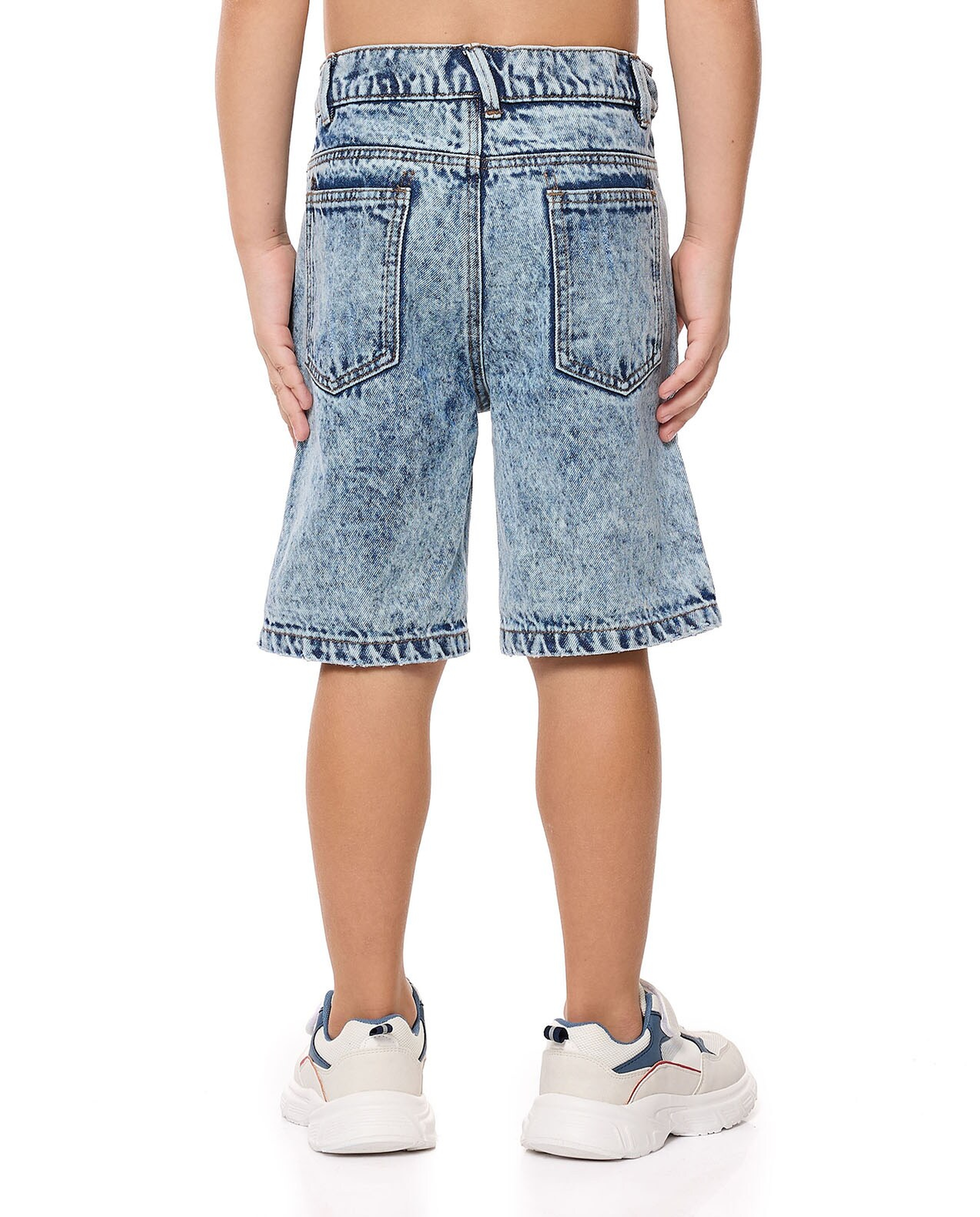 شورت جينز بأزرار