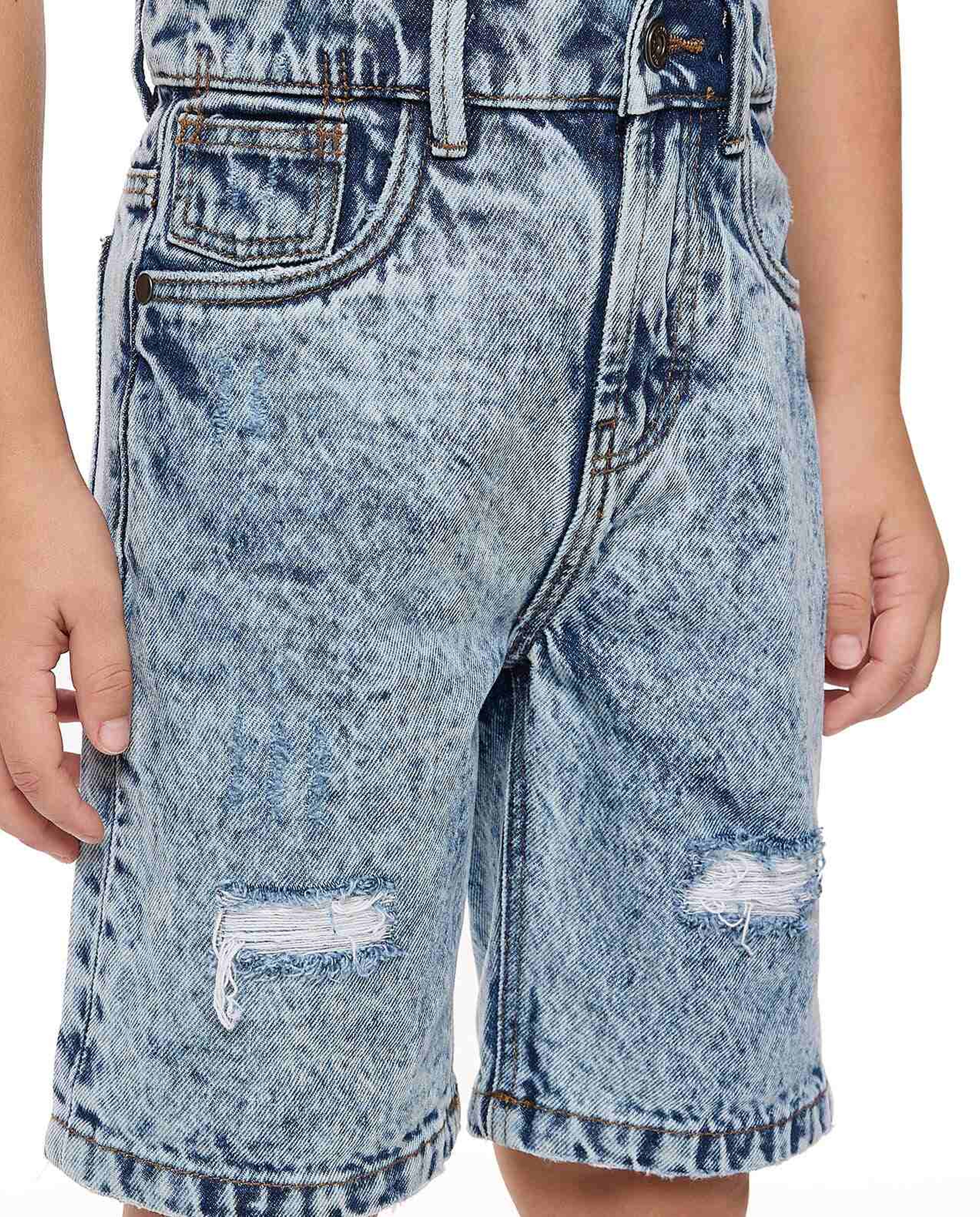 شورت جينز بأزرار