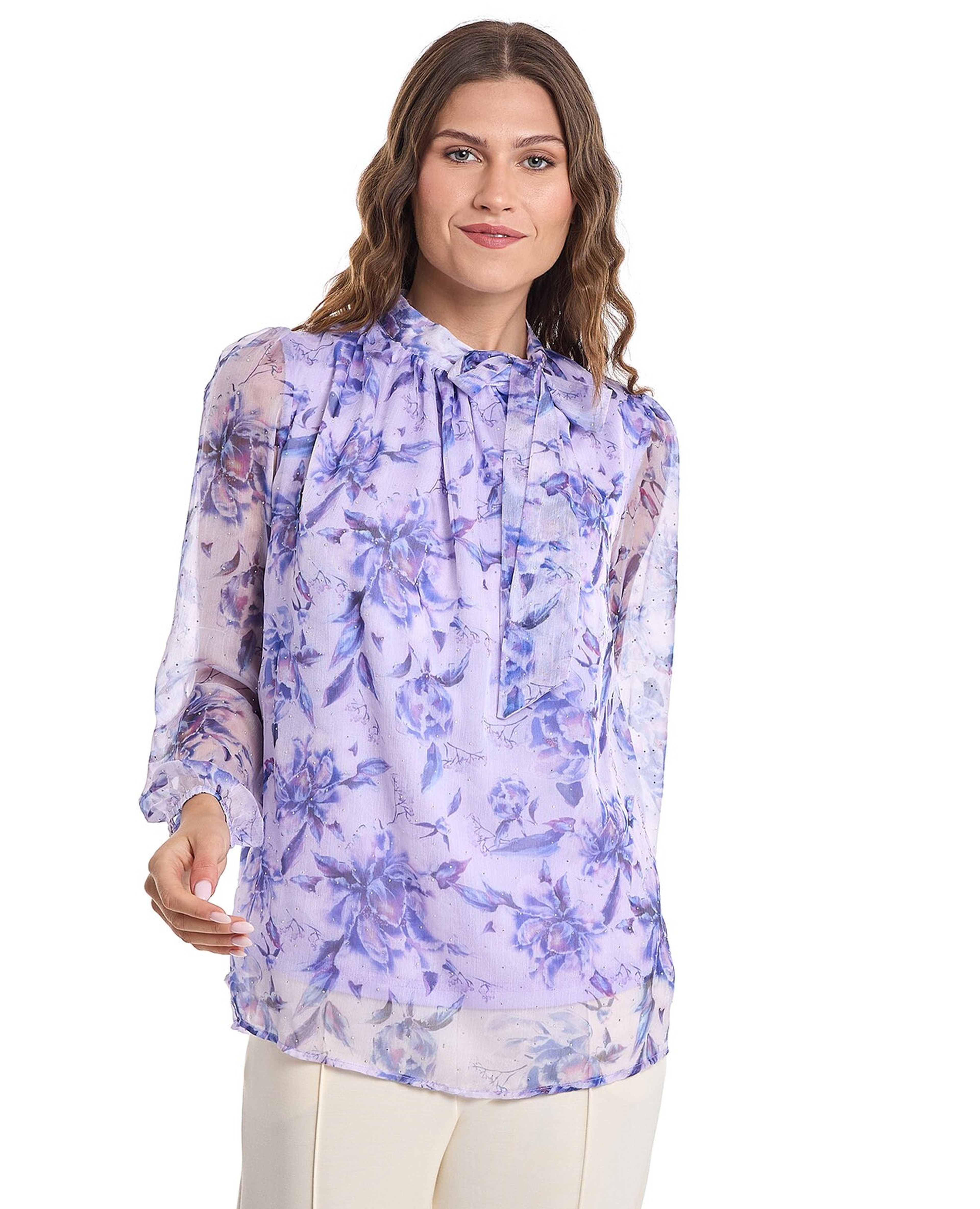 توب بنقشة أزهار بياقة عالية وأكمام منتفخة