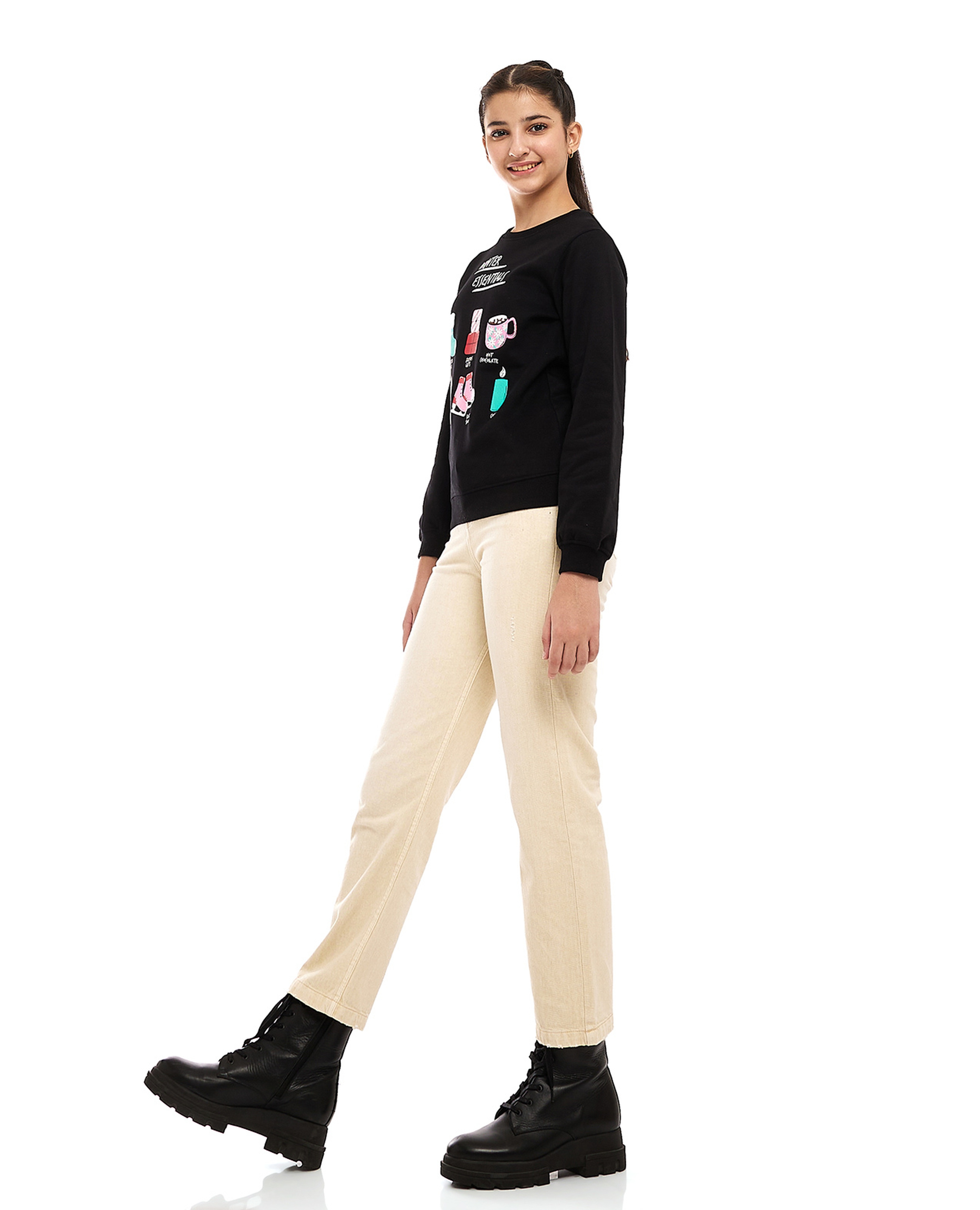 Solid Slim Fit Jeans with Button Closure