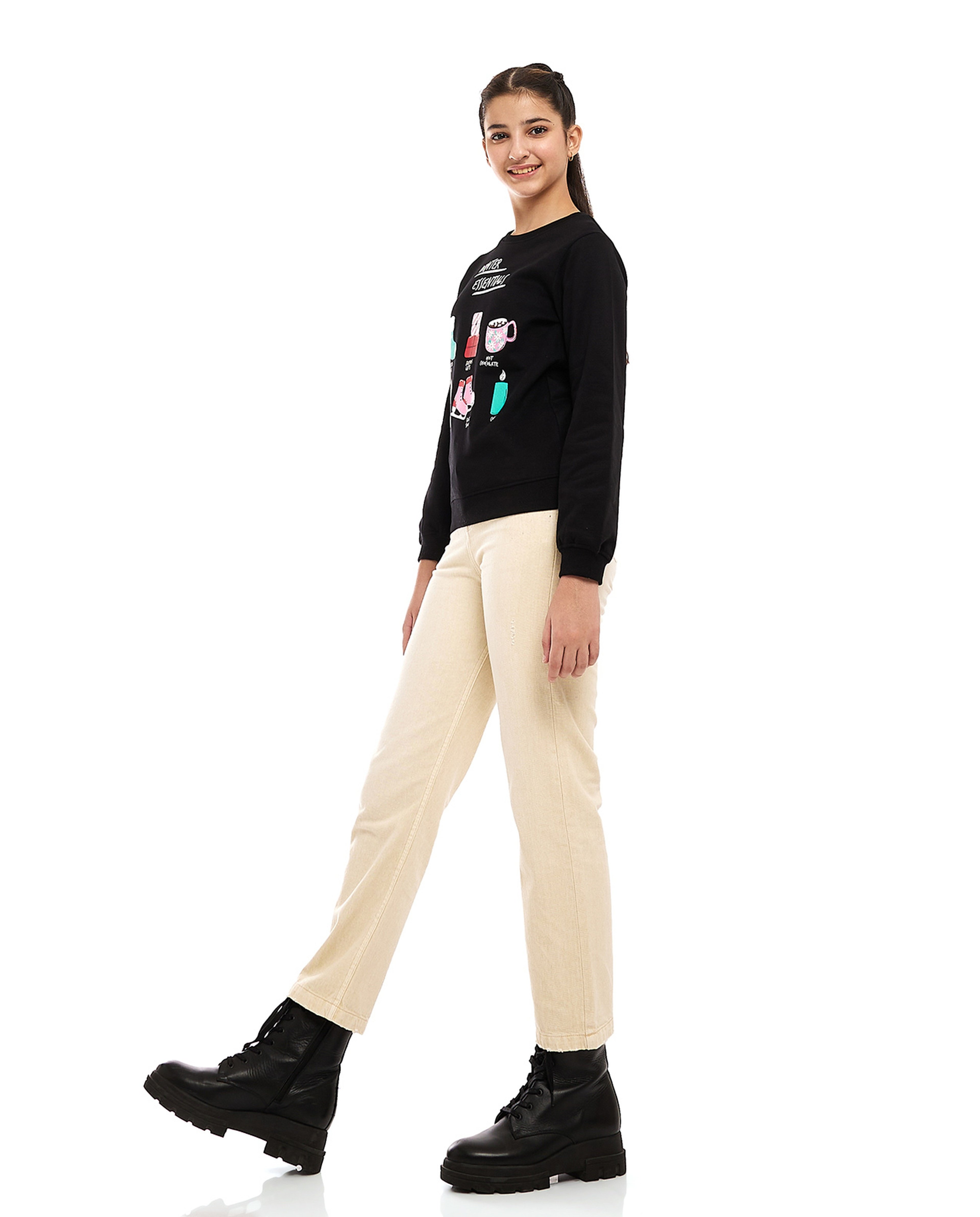 Solid Slim Fit Jeans with Button Closure