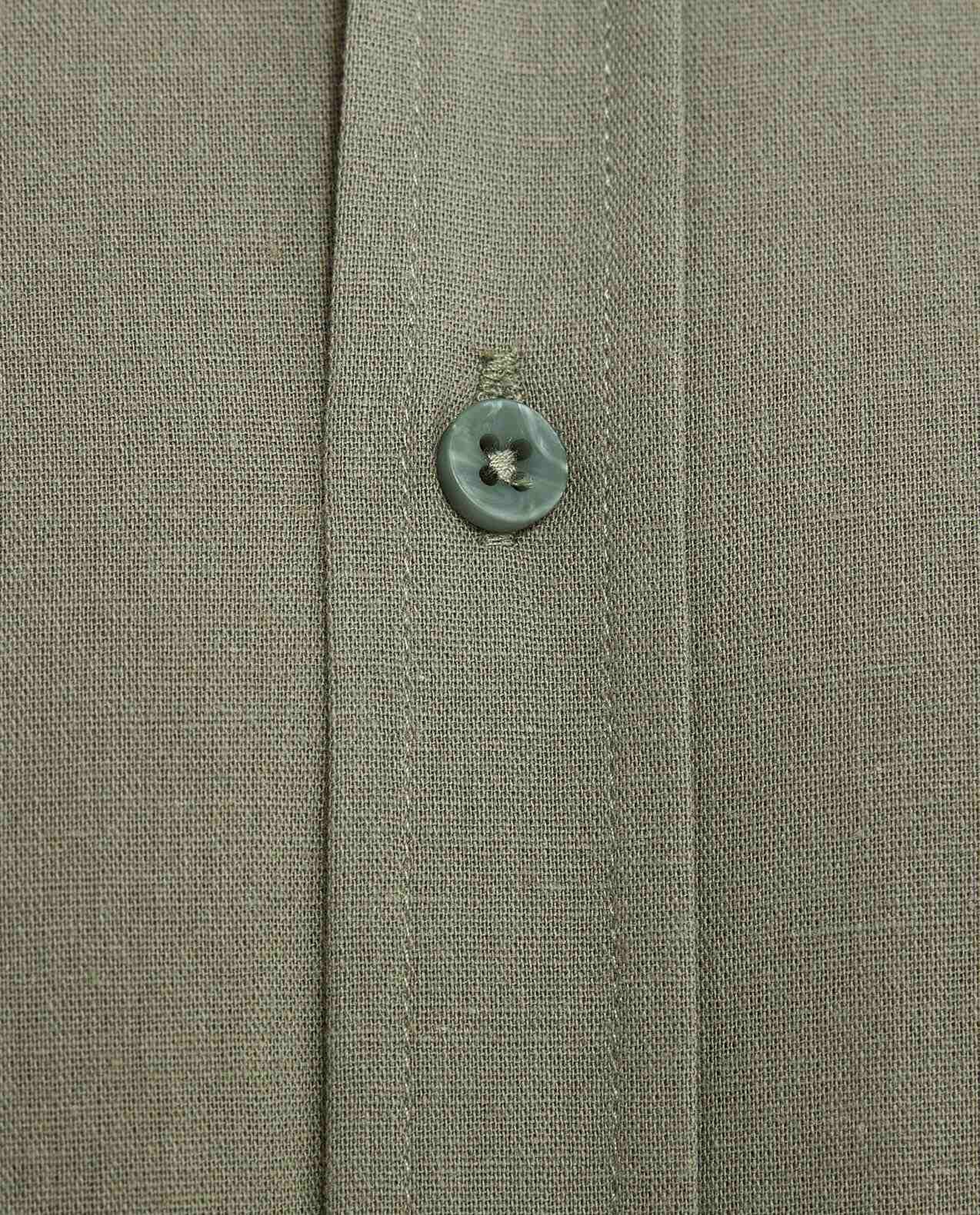 Solid Shirt with Classic Collar and Long Sleeves