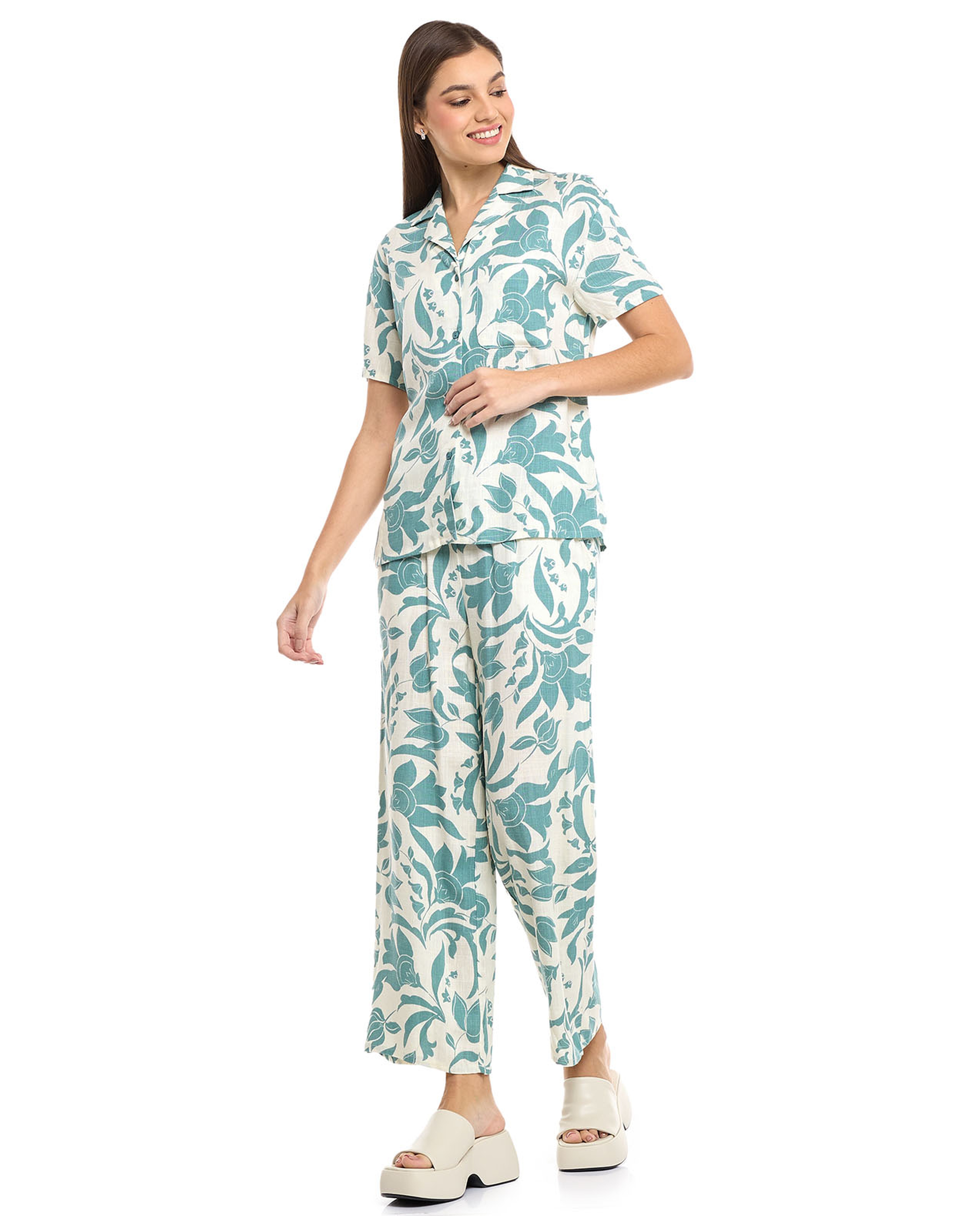 Patterned Shirt with Lapel Collar and Short Sleeves