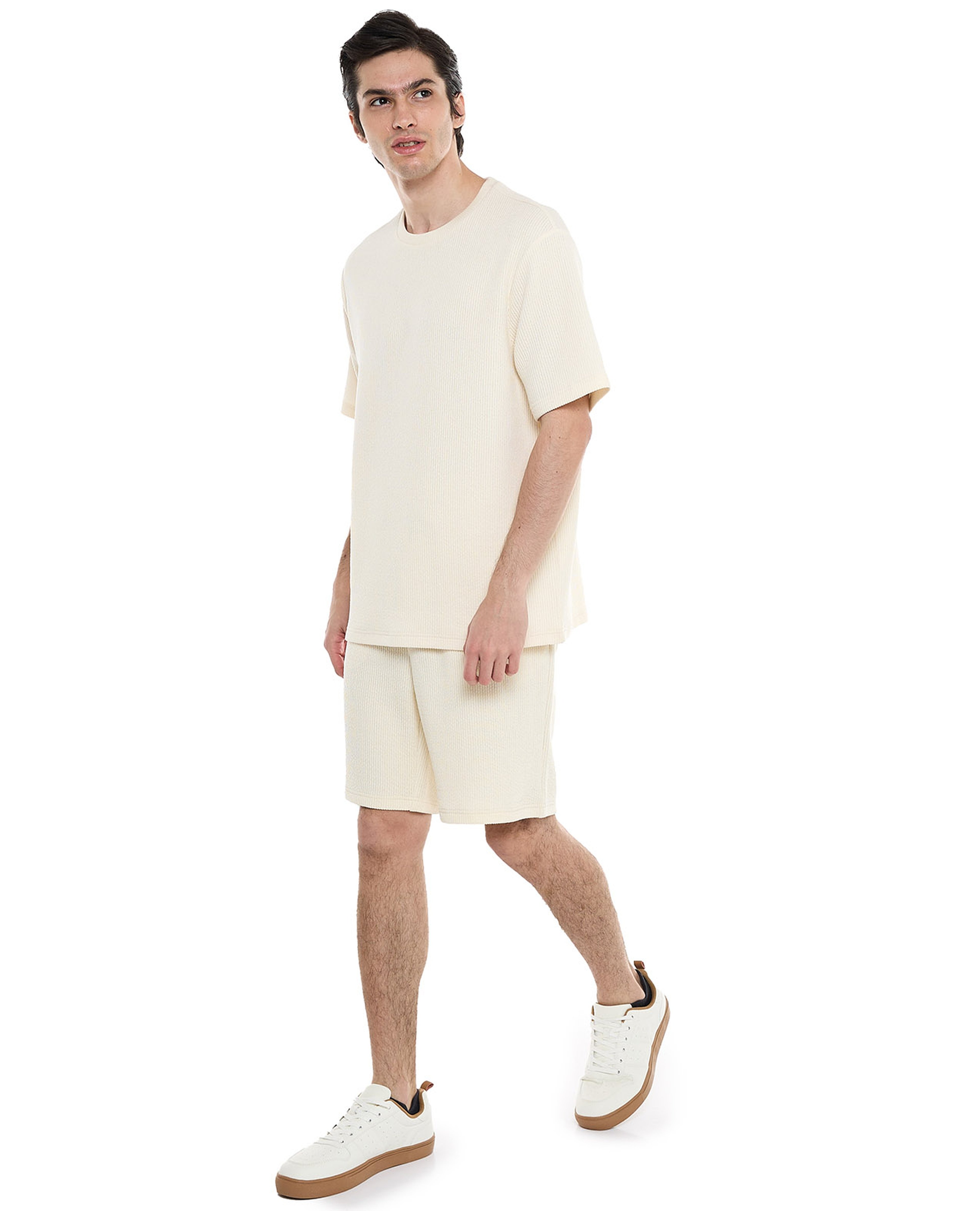 شورت بنقشة برباط